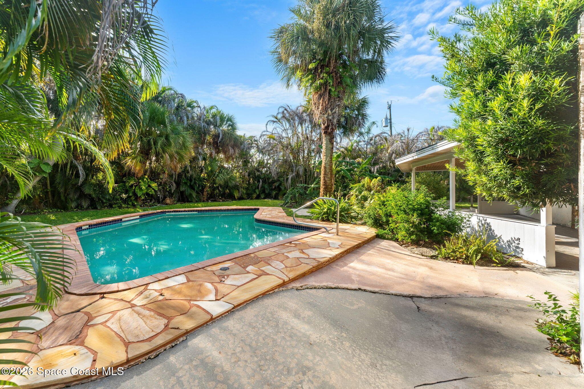 317 Cocoa Avenue