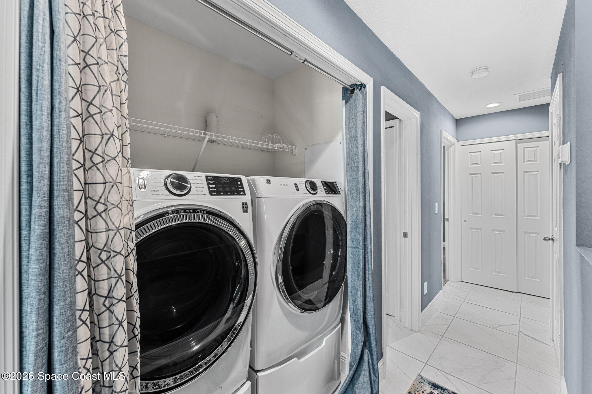 313 Palm Breezes Drive