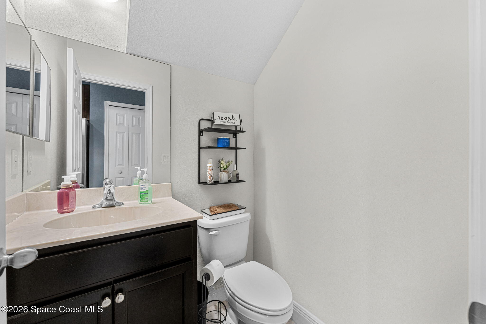 313 Palm Breezes Drive