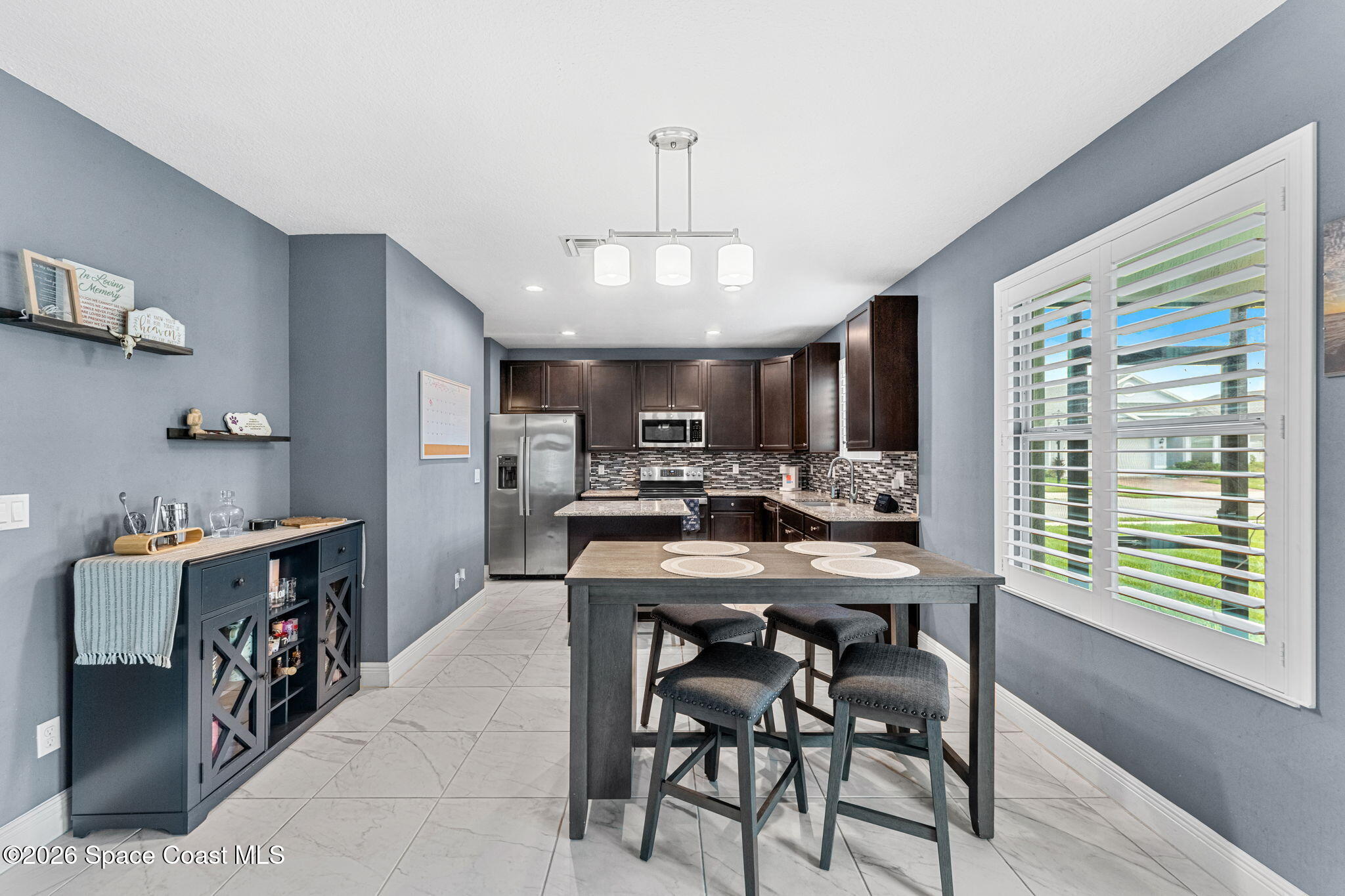 313 Palm Breezes Drive