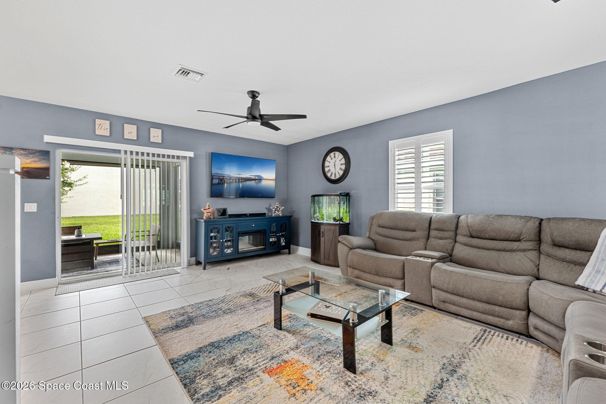 313 Palm Breezes Drive