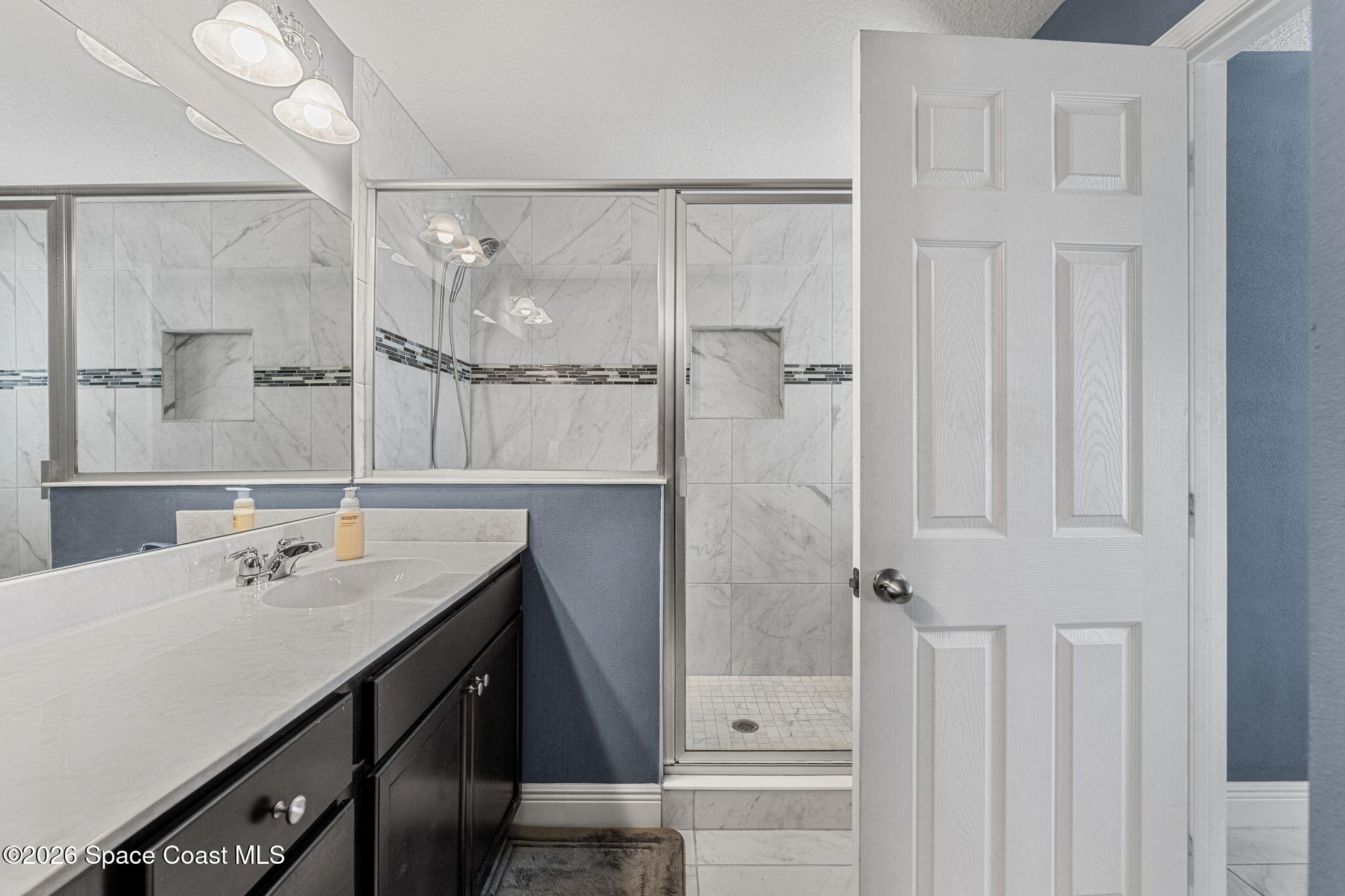 313 Palm Breezes Drive