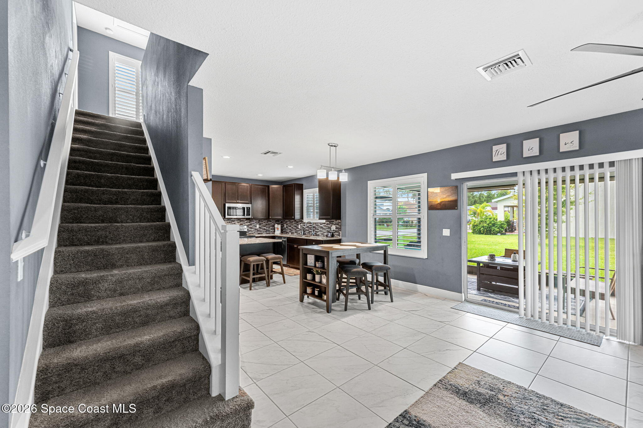 313 Palm Breezes Drive