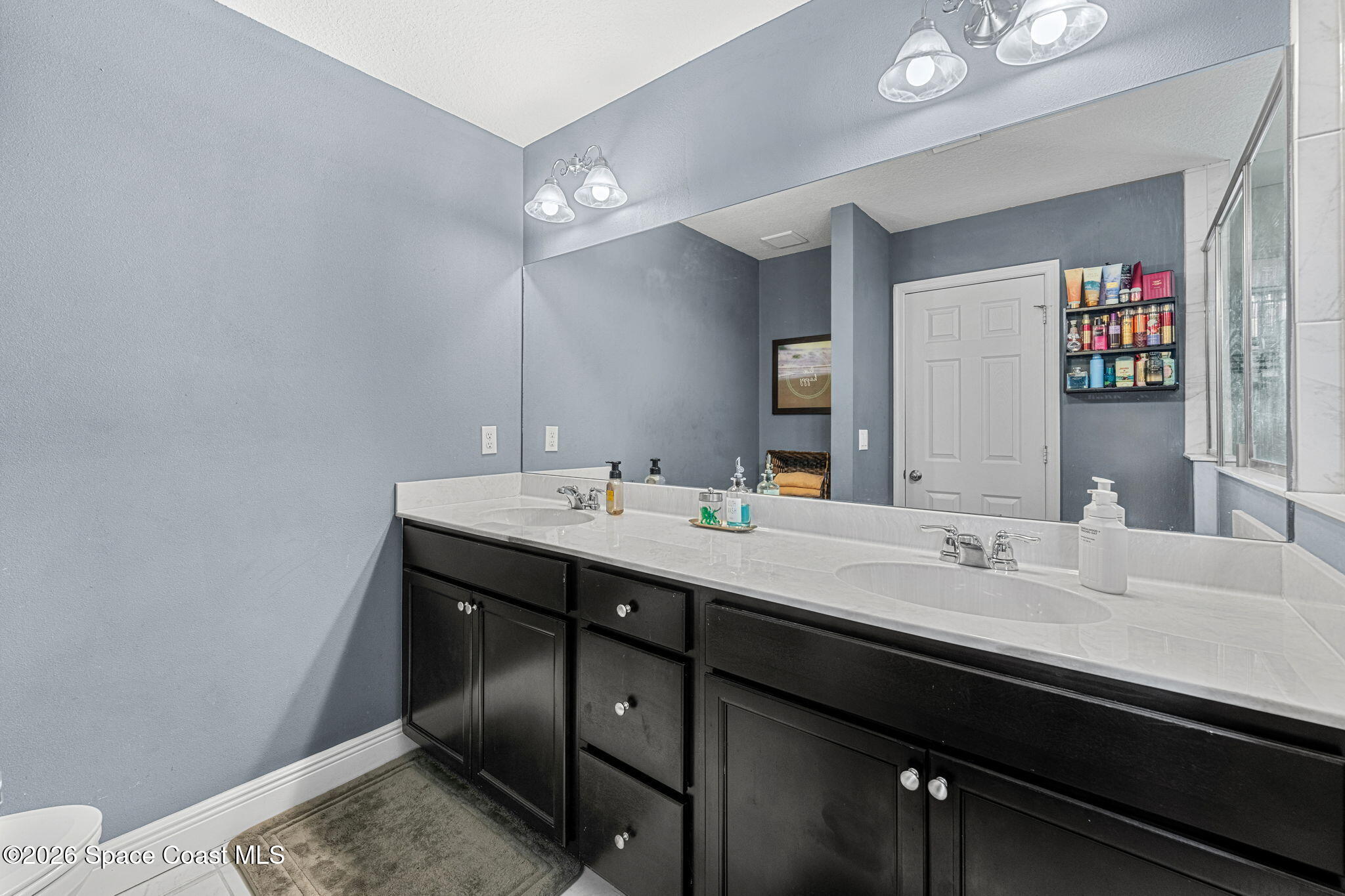 313 Palm Breezes Drive