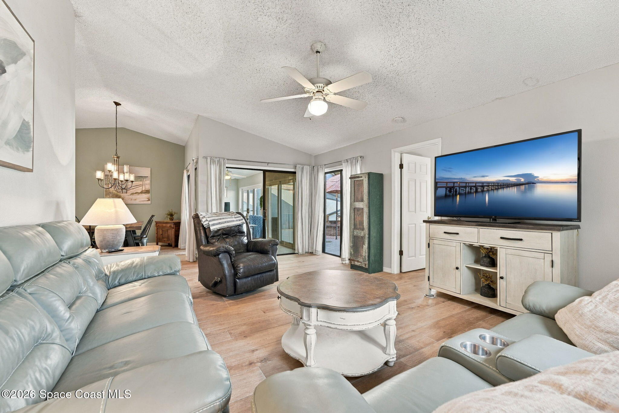 409 Maple Bluff Circle