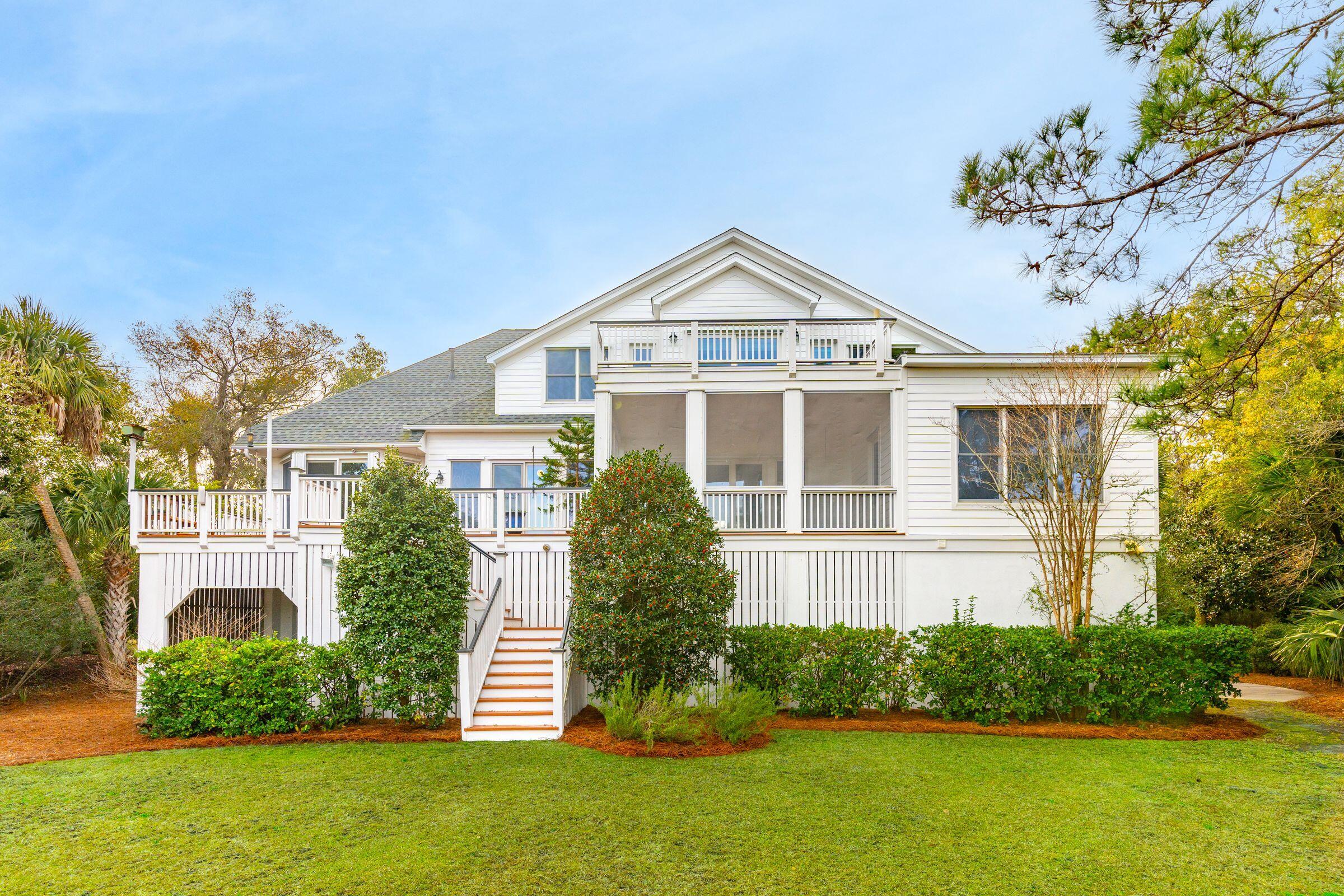 26 Waterway Island Drive