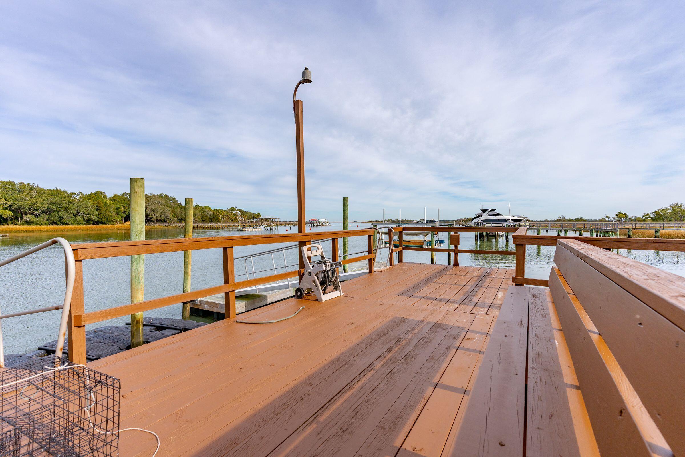 26 Waterway Island Drive