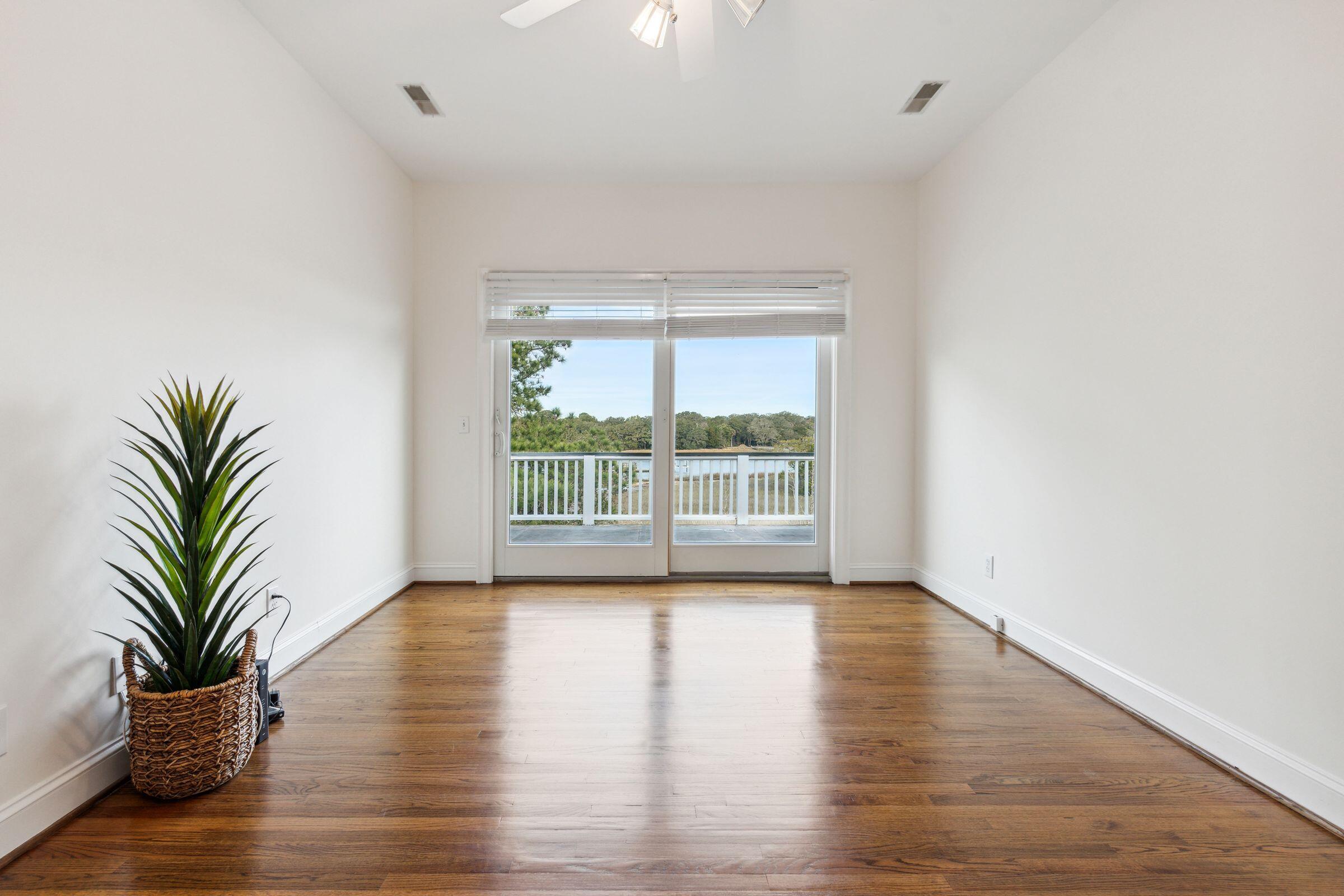 26 Waterway Island Drive