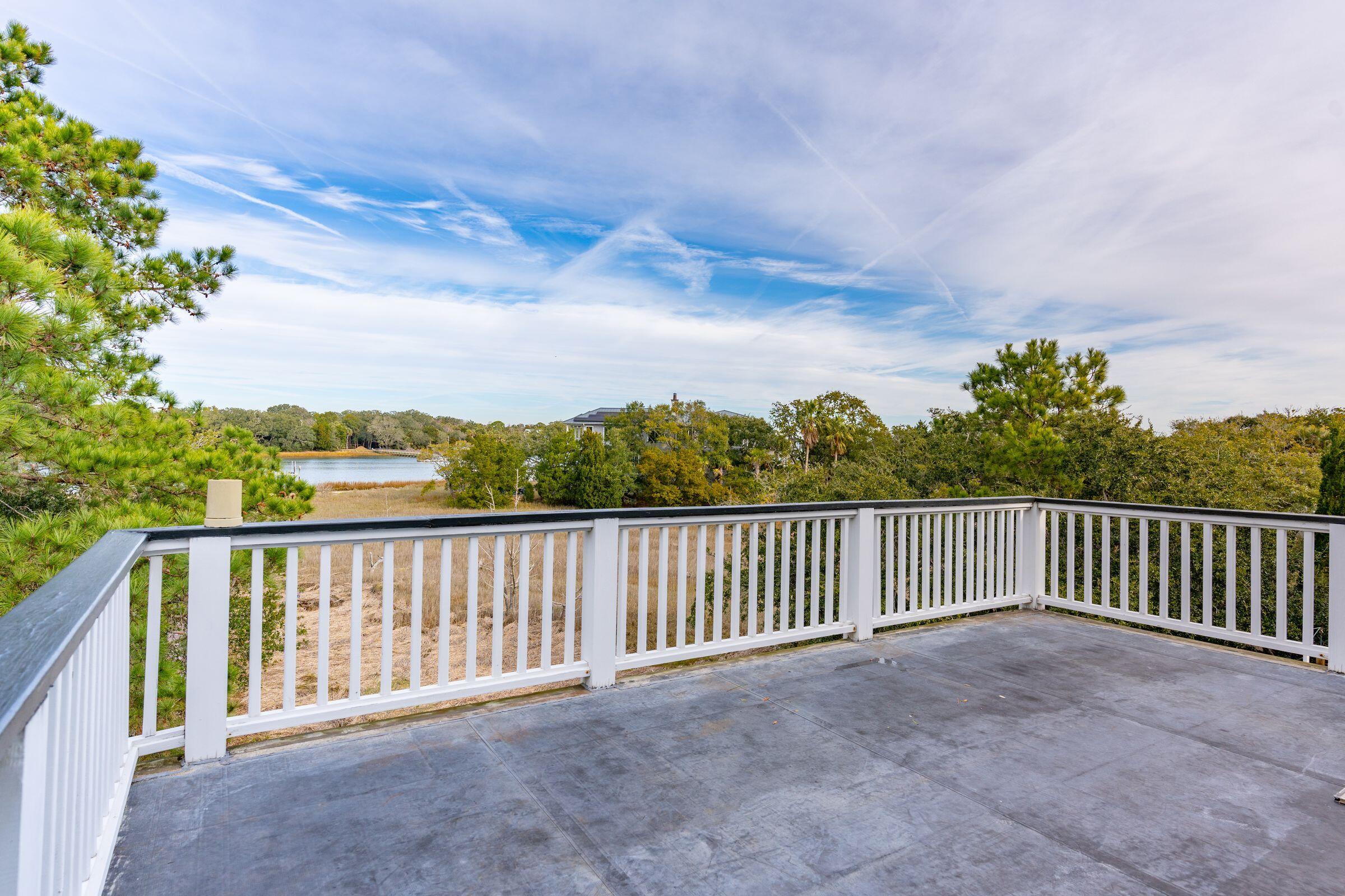26 Waterway Island Drive