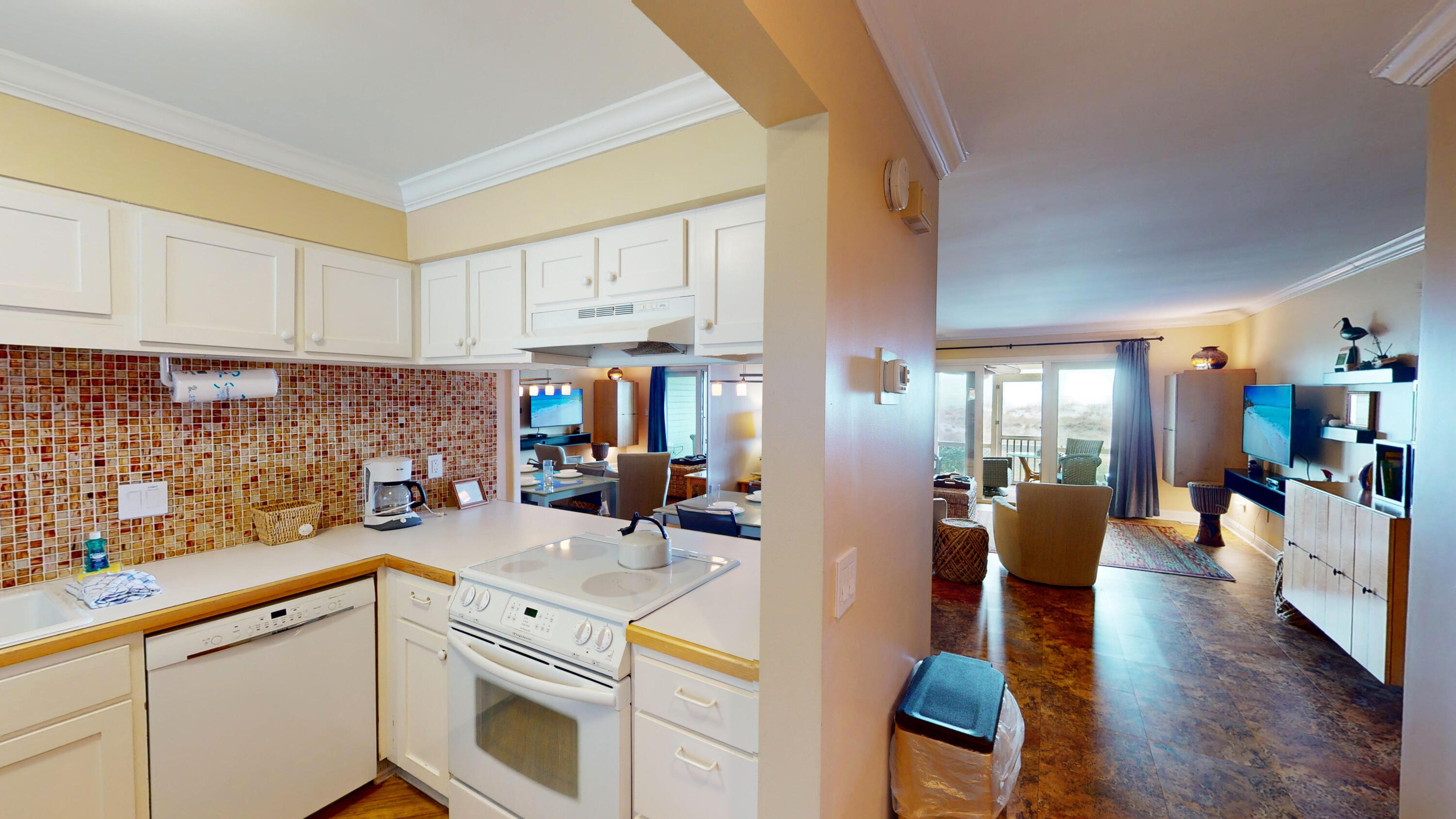 7000 Palmetto Drive Drive Unit: 2b Mariners Walk