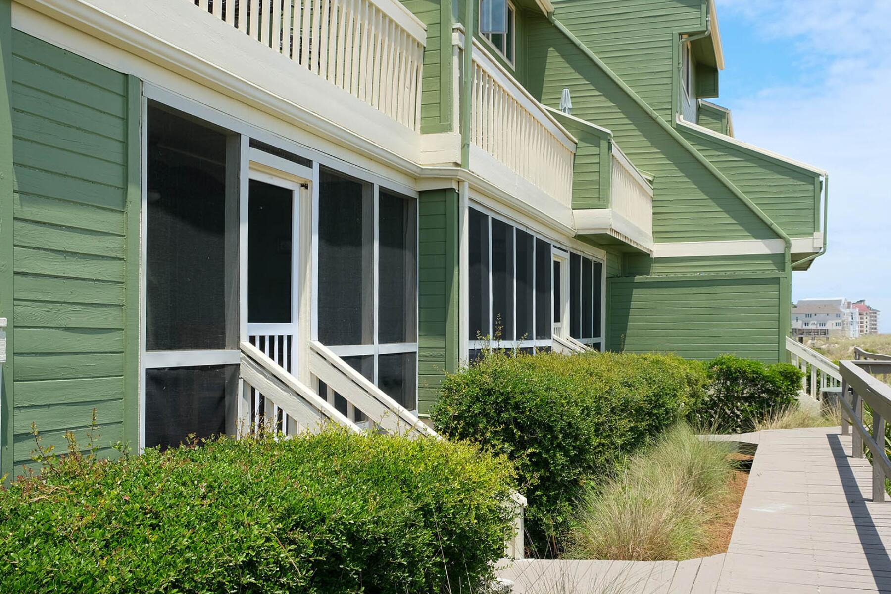 7000 Palmetto Drive Drive Unit: 2b Mariners Walk