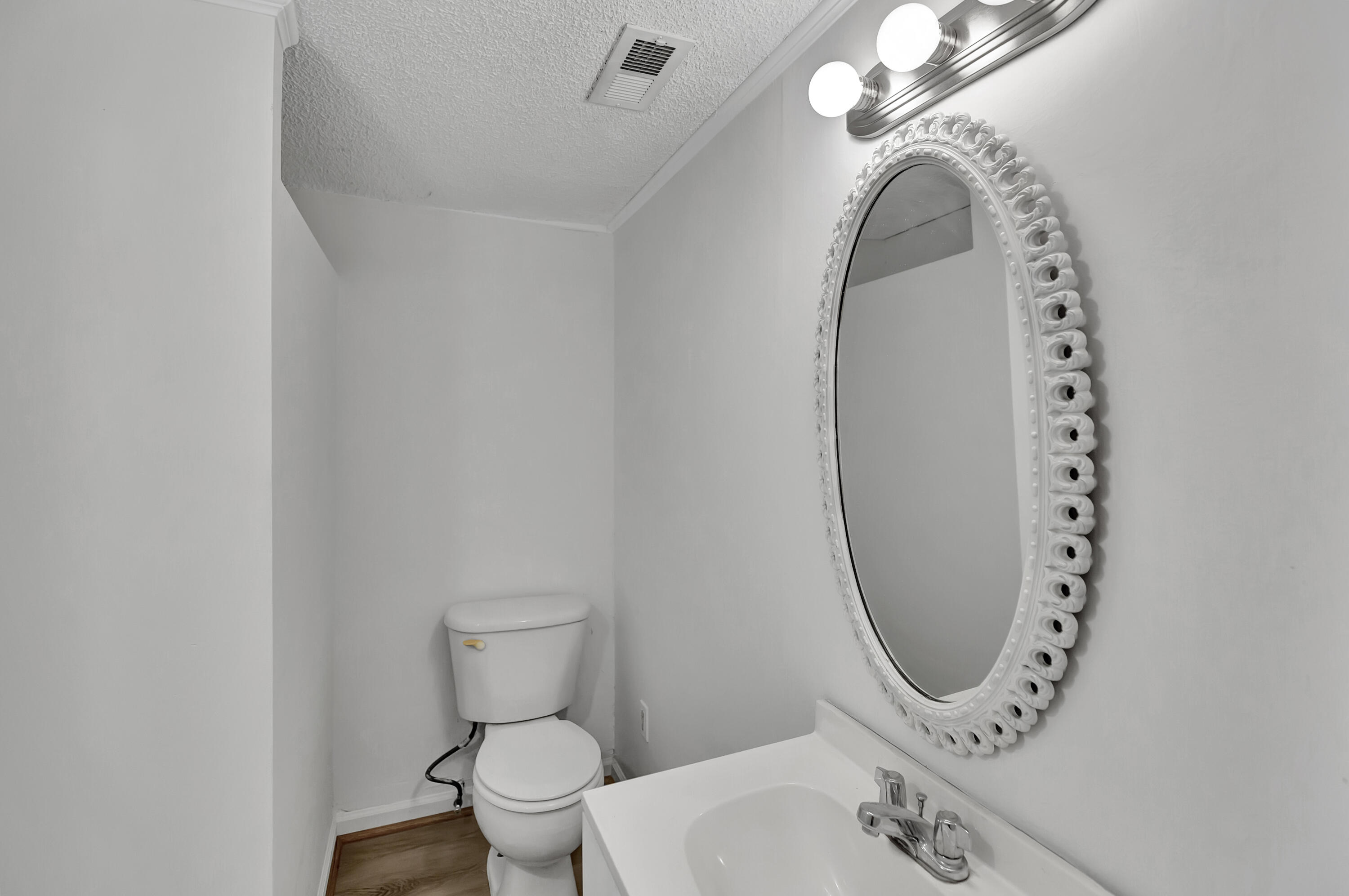 1532 Main Street
