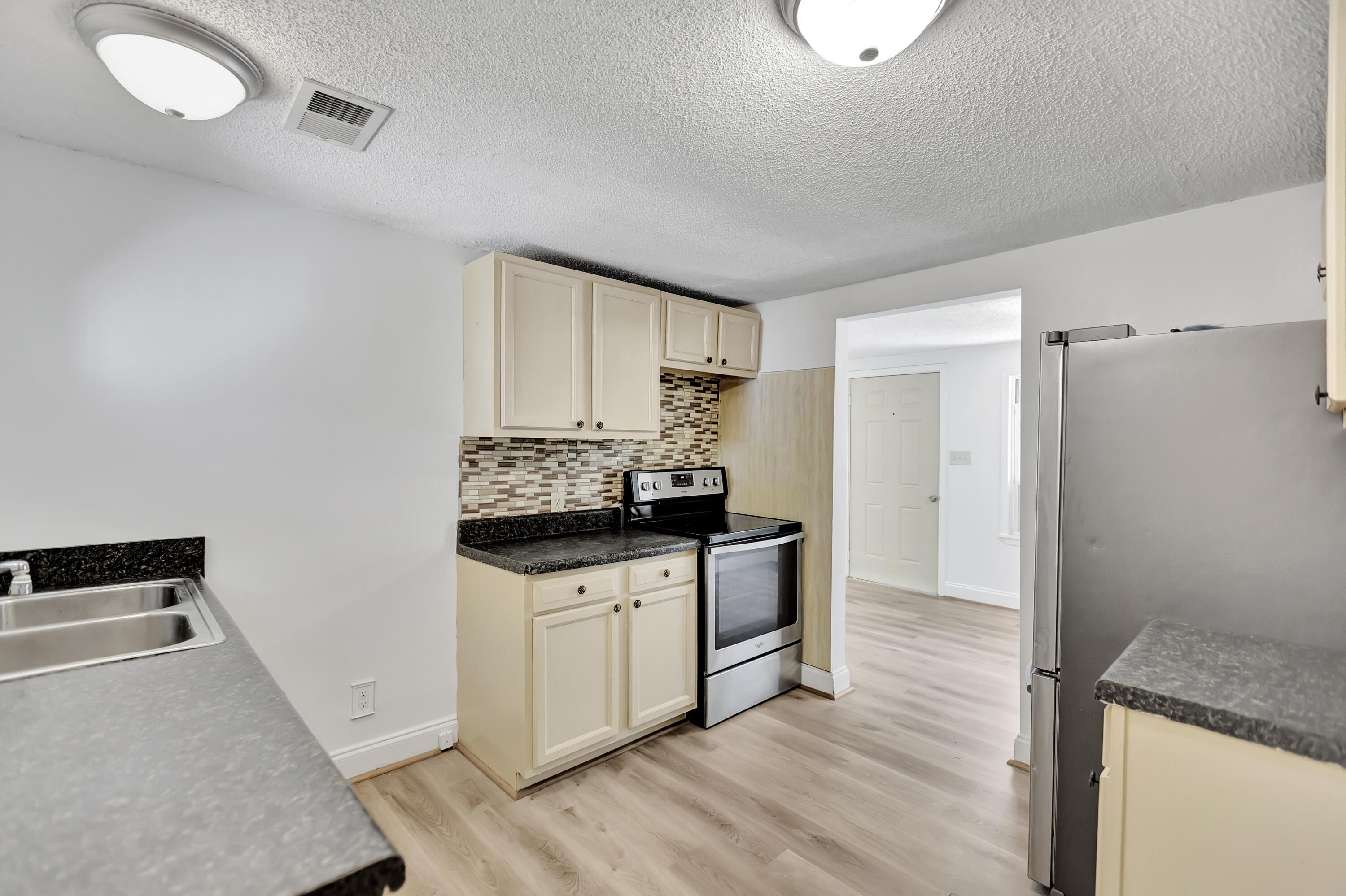 1532 Main Street