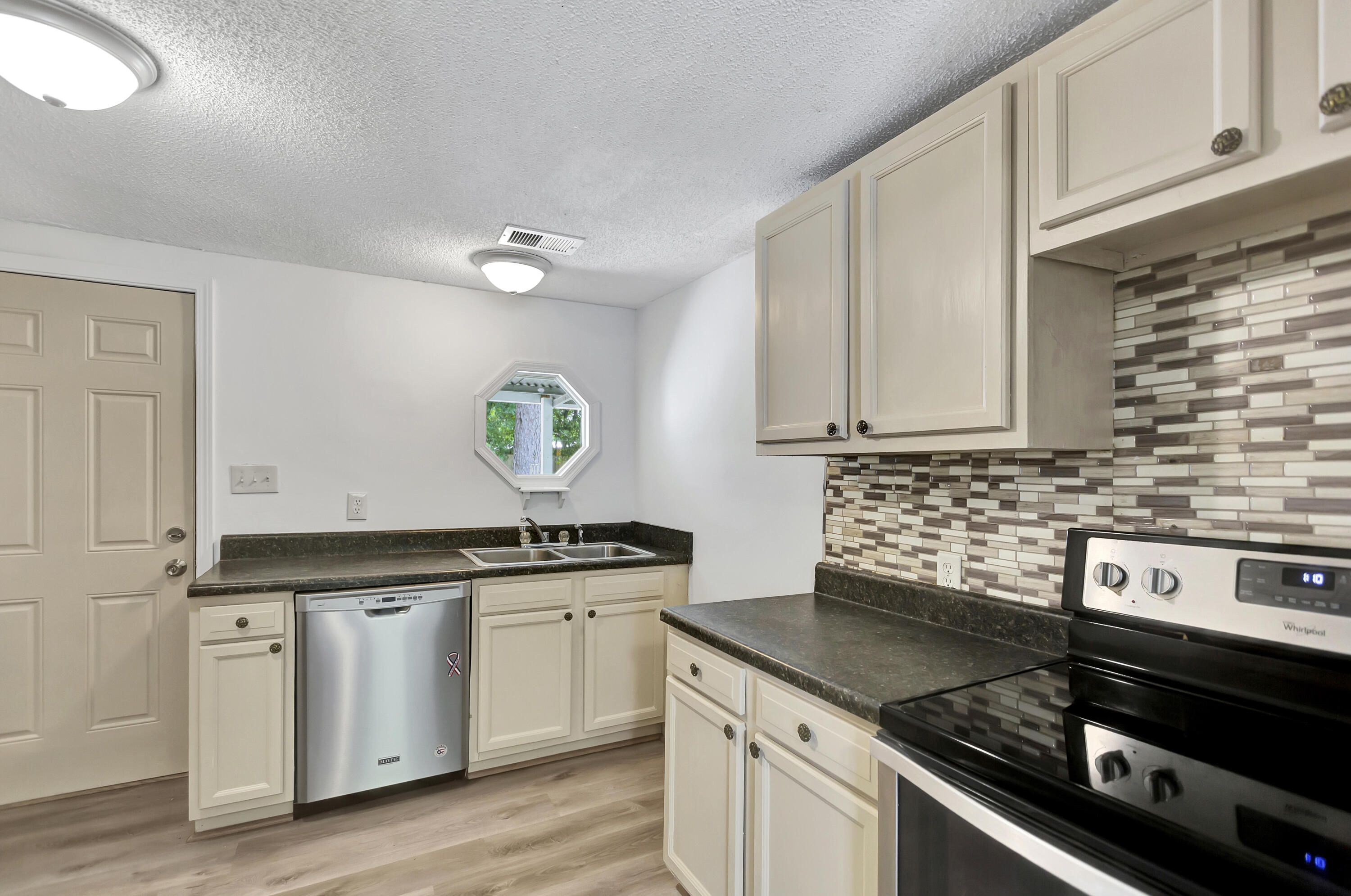 1532 Main Street