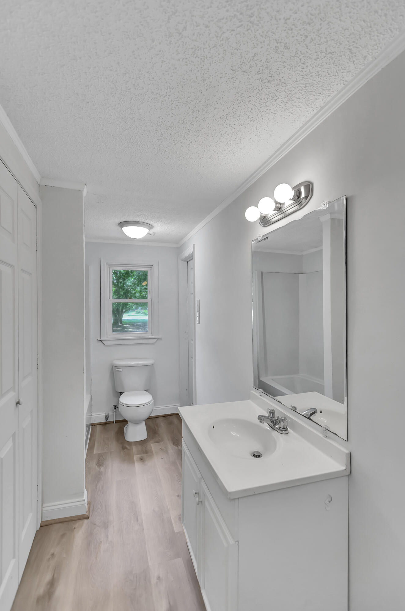 1532 Main Street