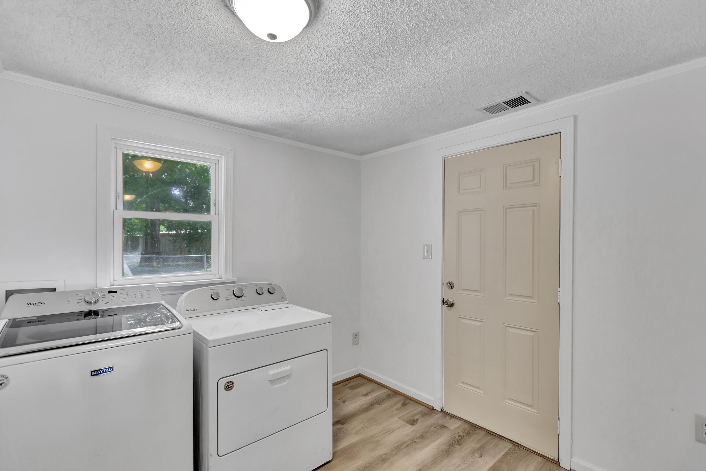 1532 Main Street