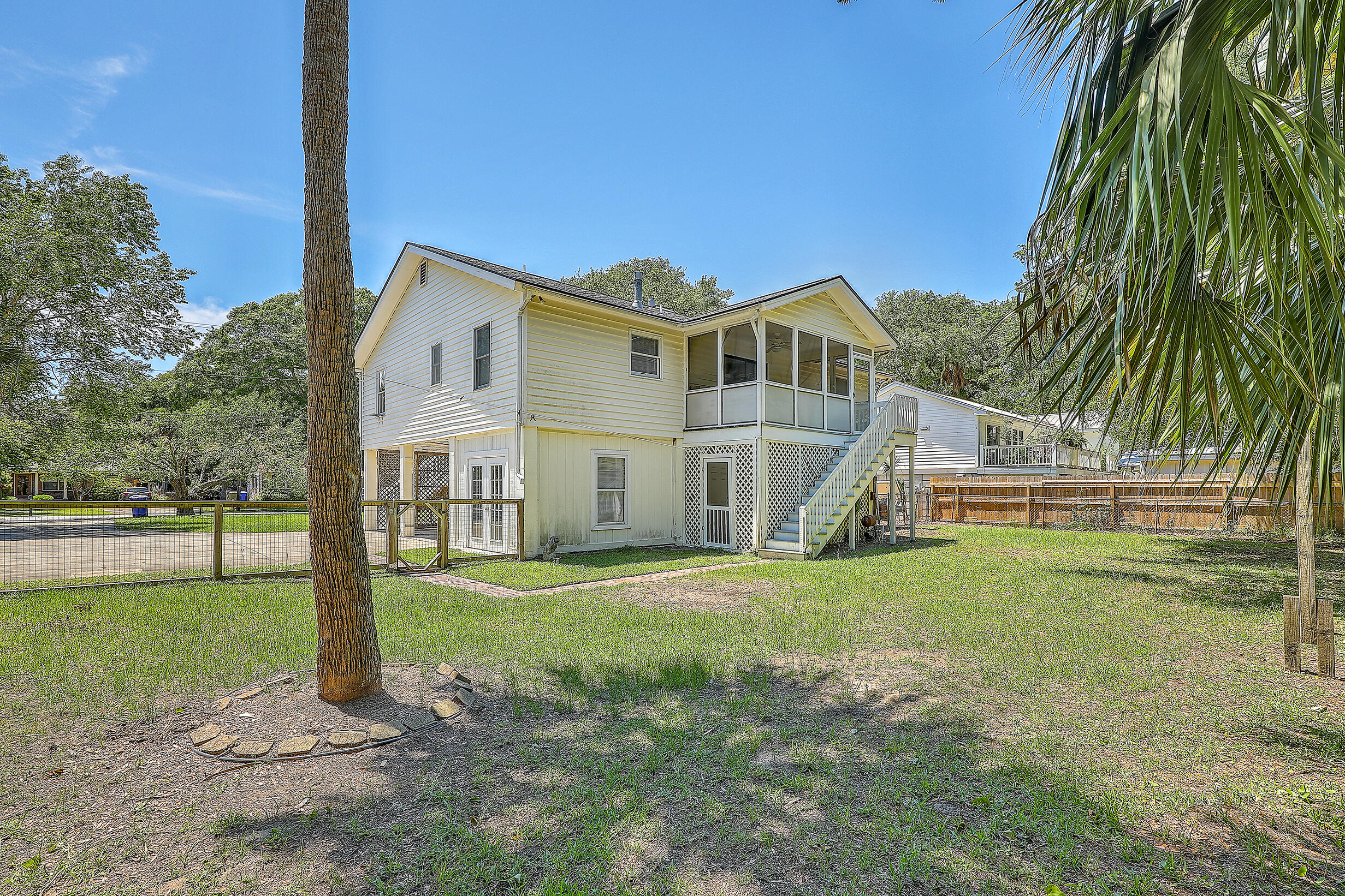 24 32nd Avenue