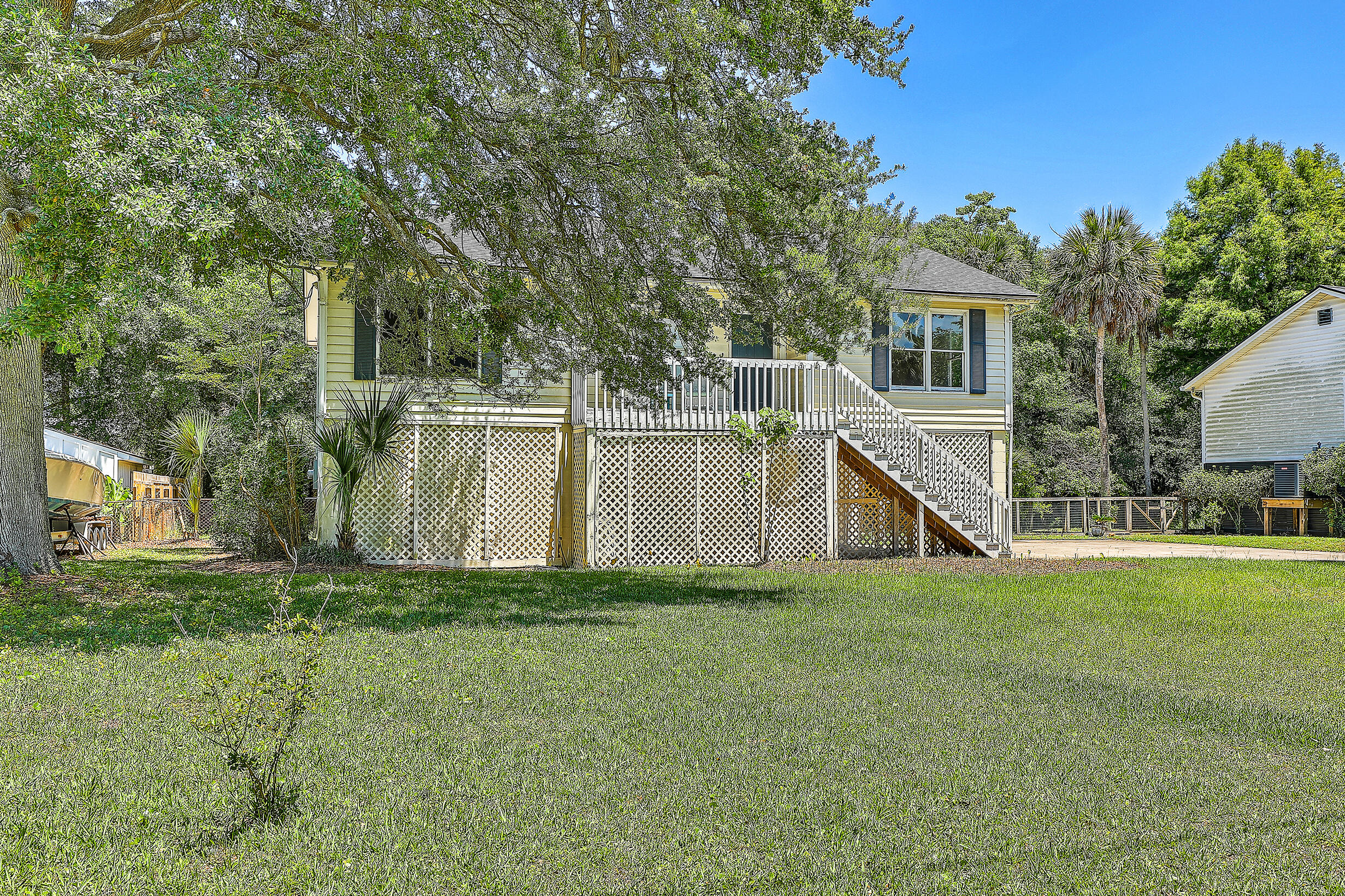24 32nd Avenue