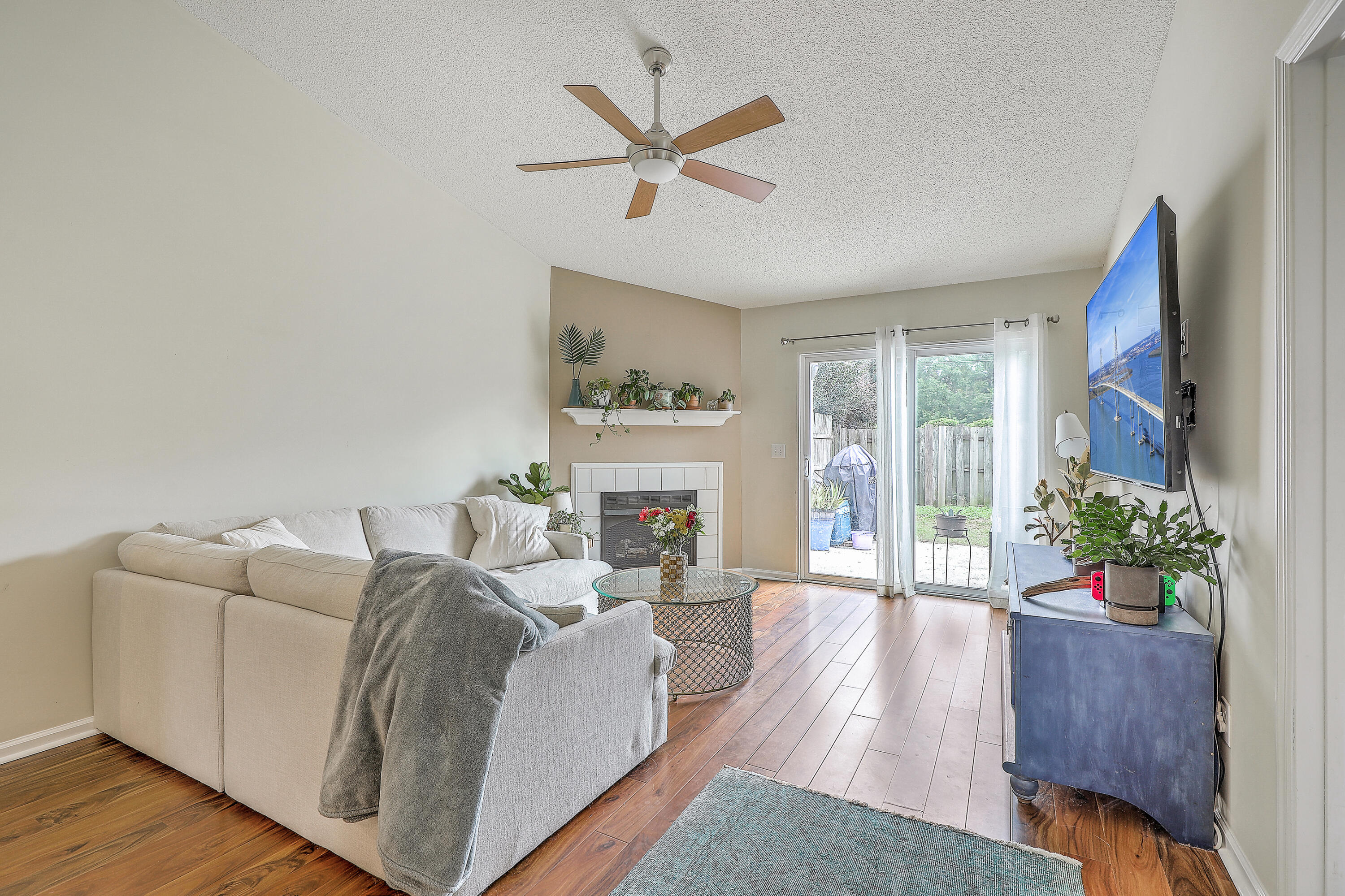 1209 Apex Lane