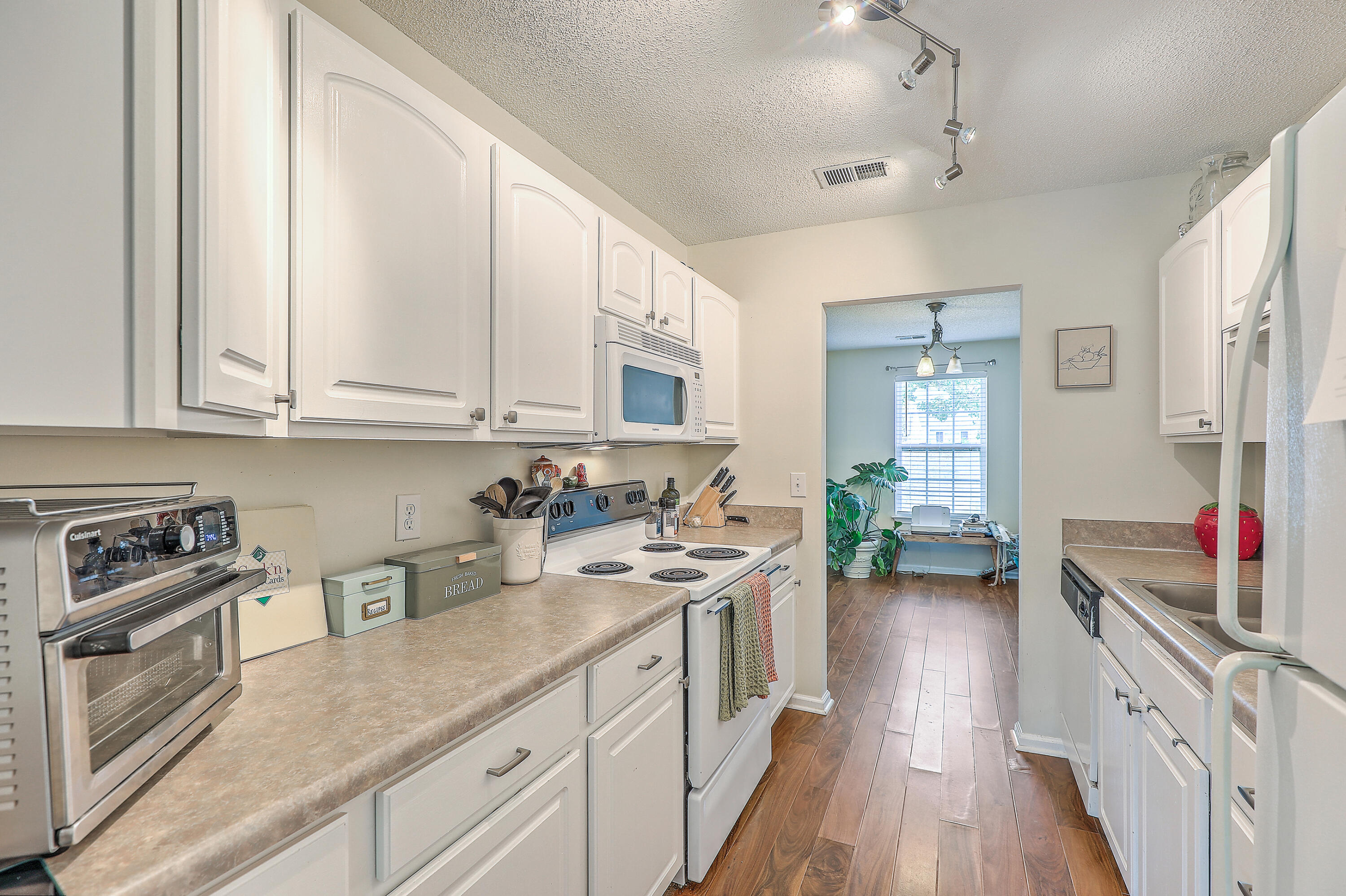 1209 Apex Lane