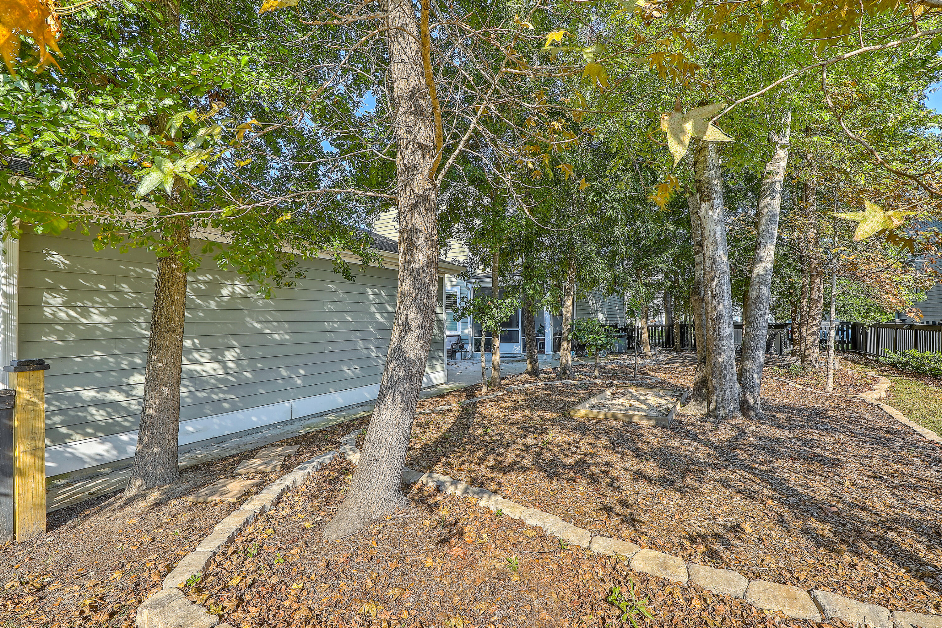 1813 Winfield Way
