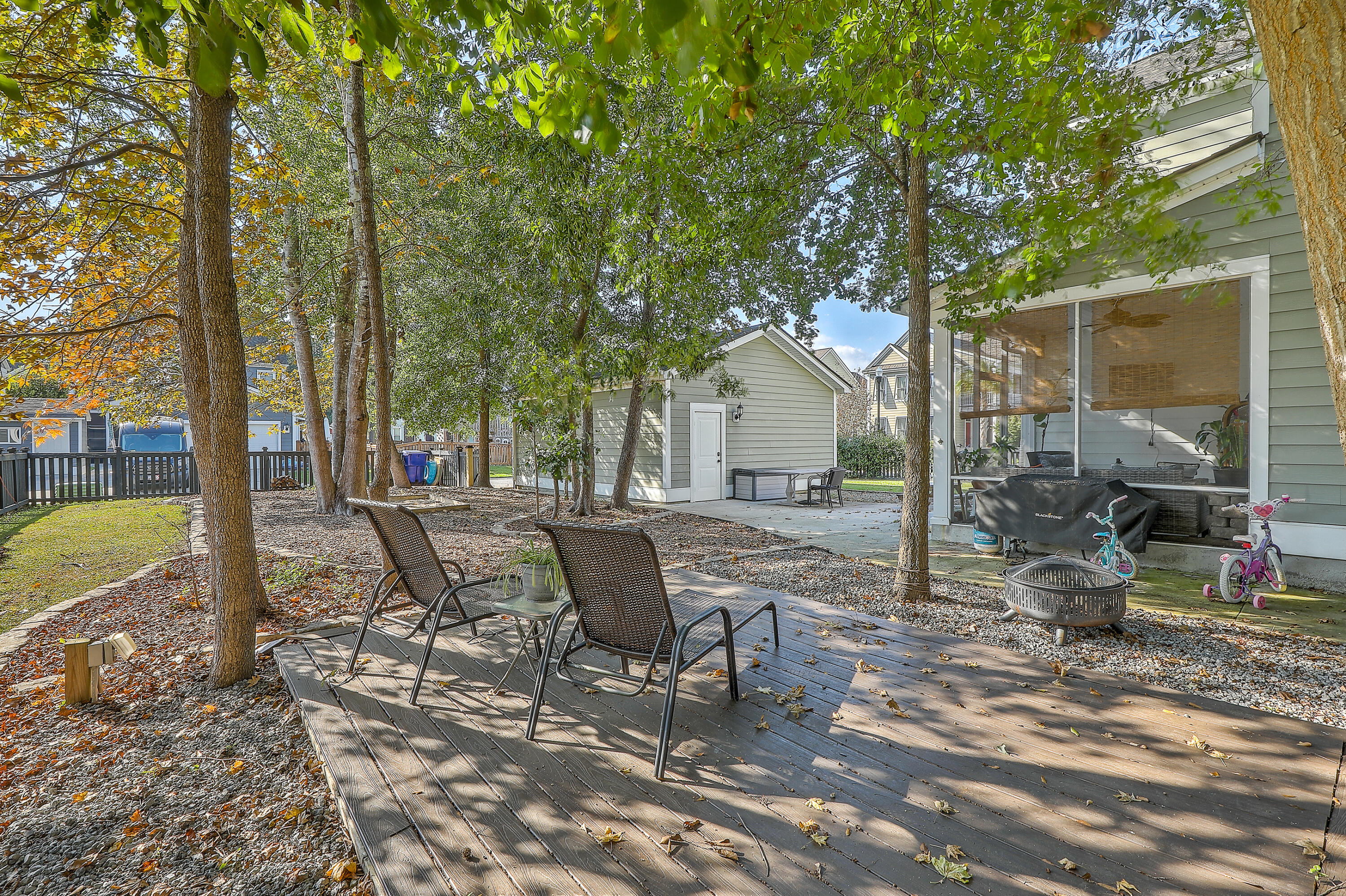 1813 Winfield Way