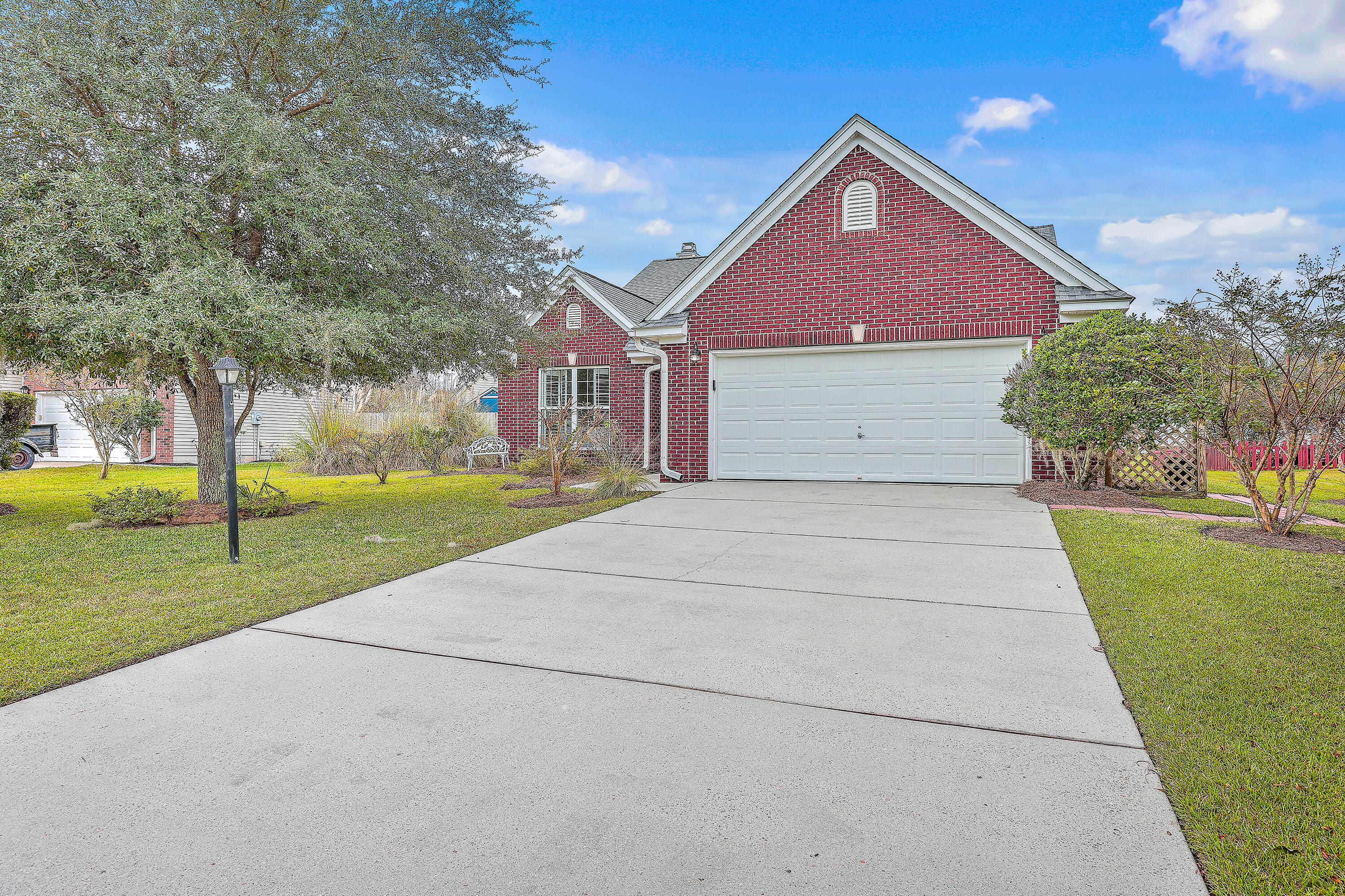 537 Tribeca Drive