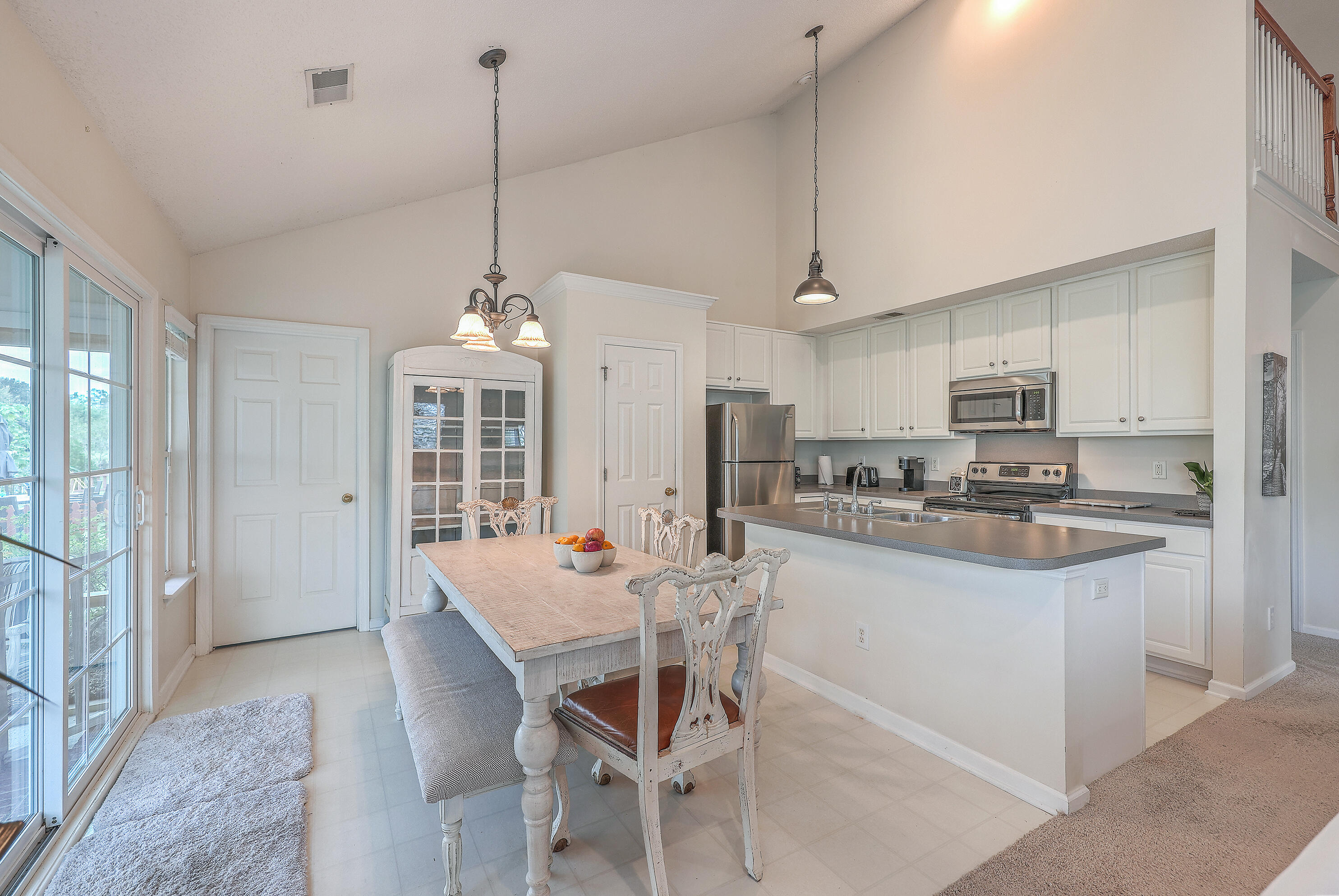 537 Tribeca Drive
