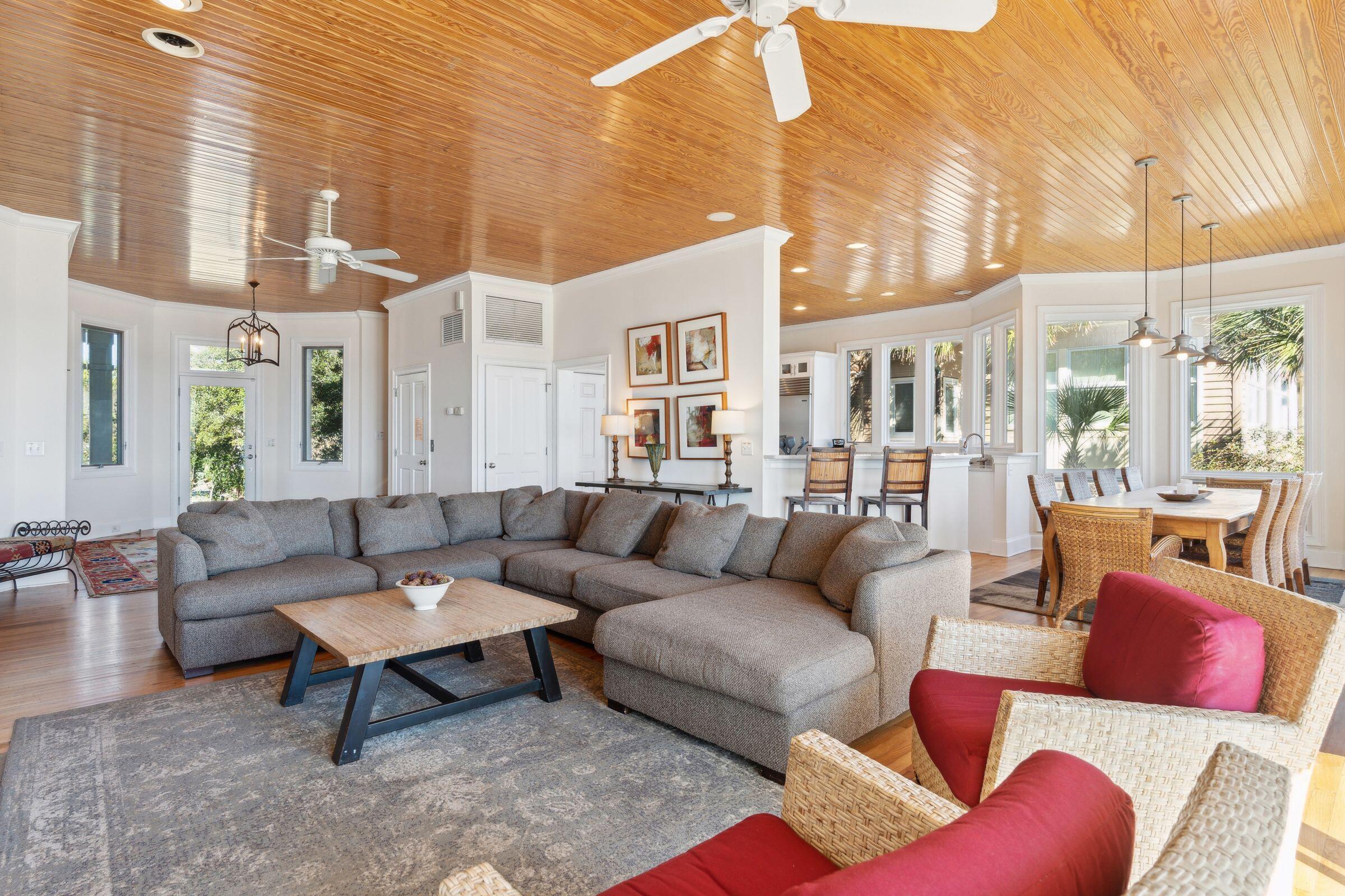518 Ocean Boulevard
