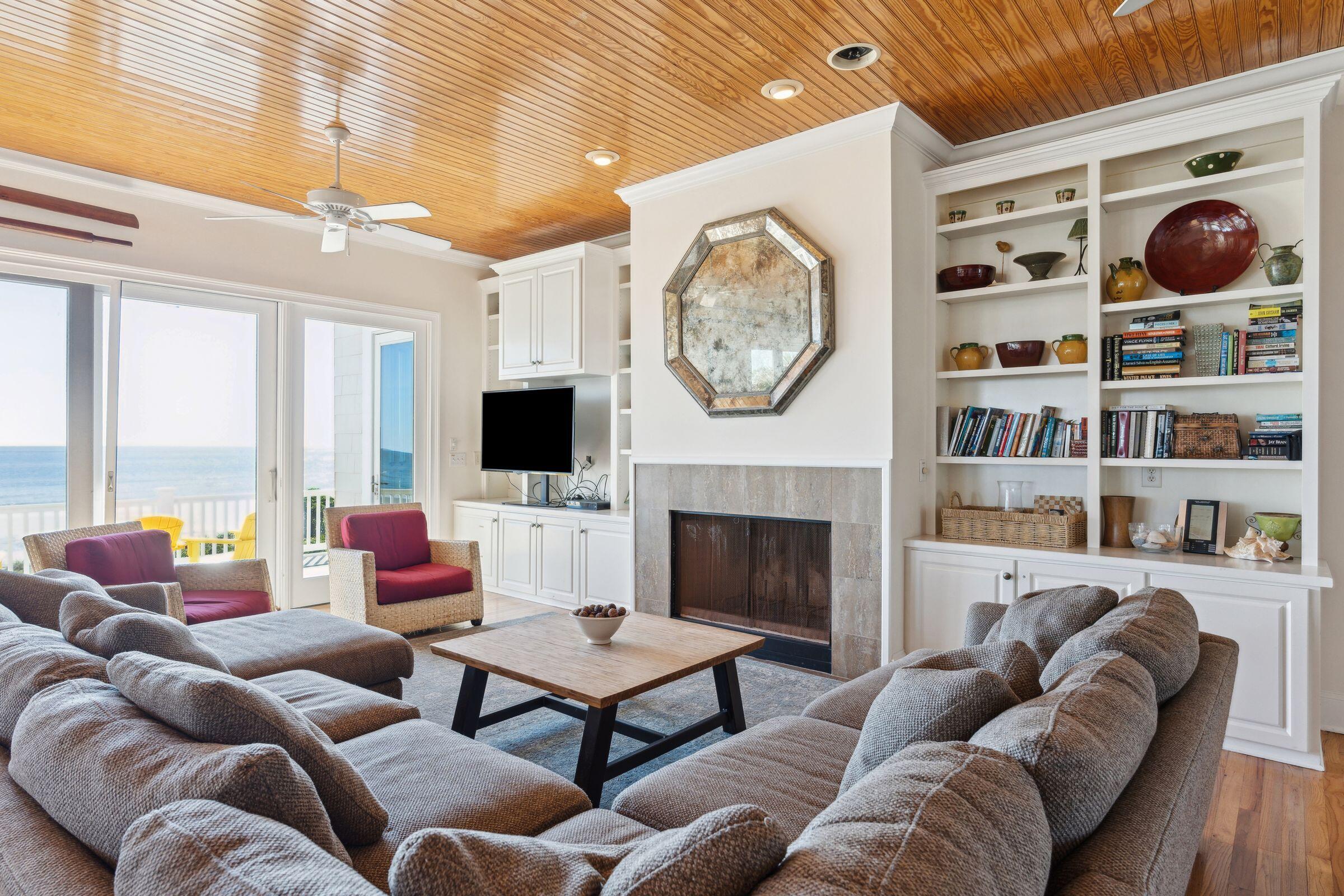 518 Ocean Boulevard