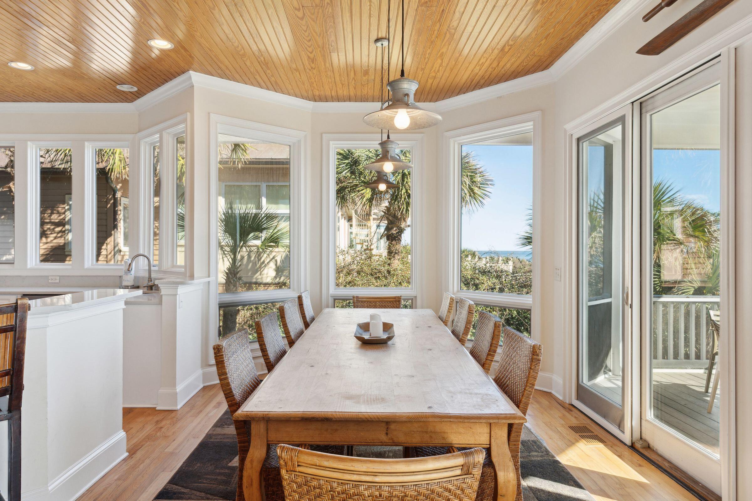 518 Ocean Boulevard