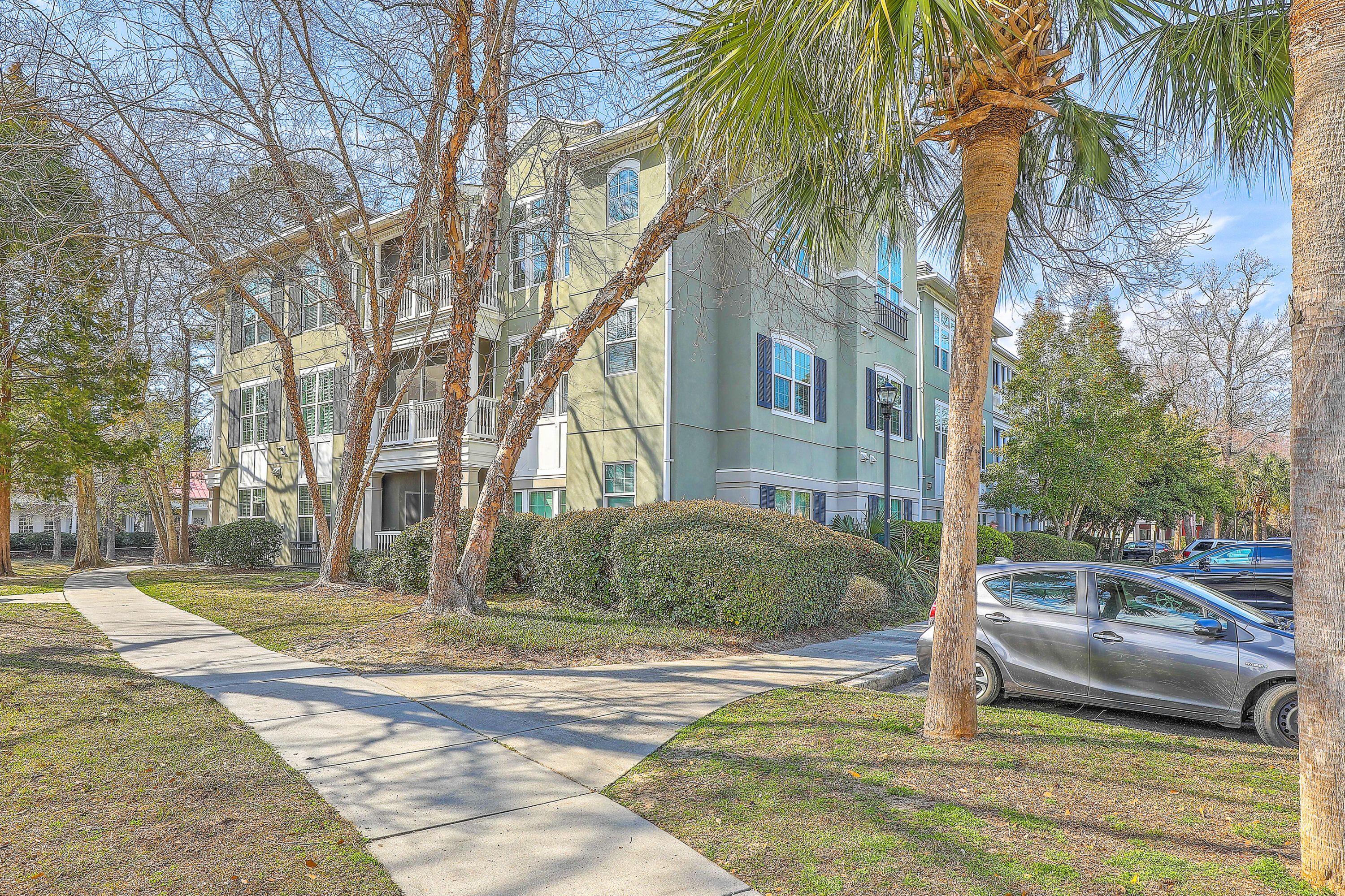 1321 Telfair Way