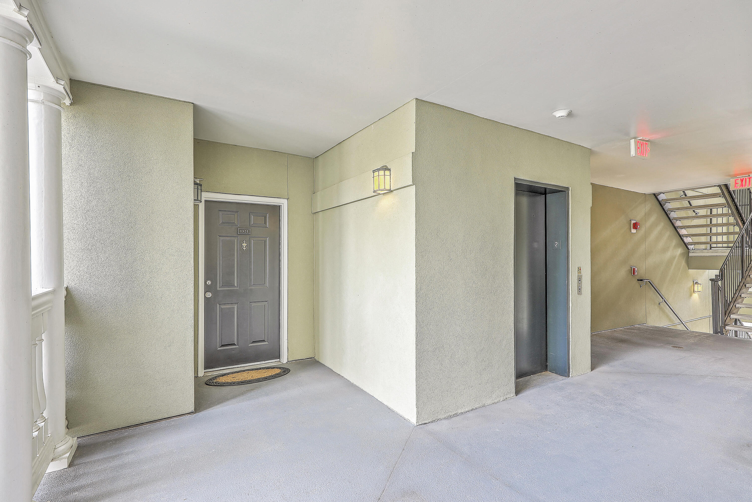 1321 Telfair Way