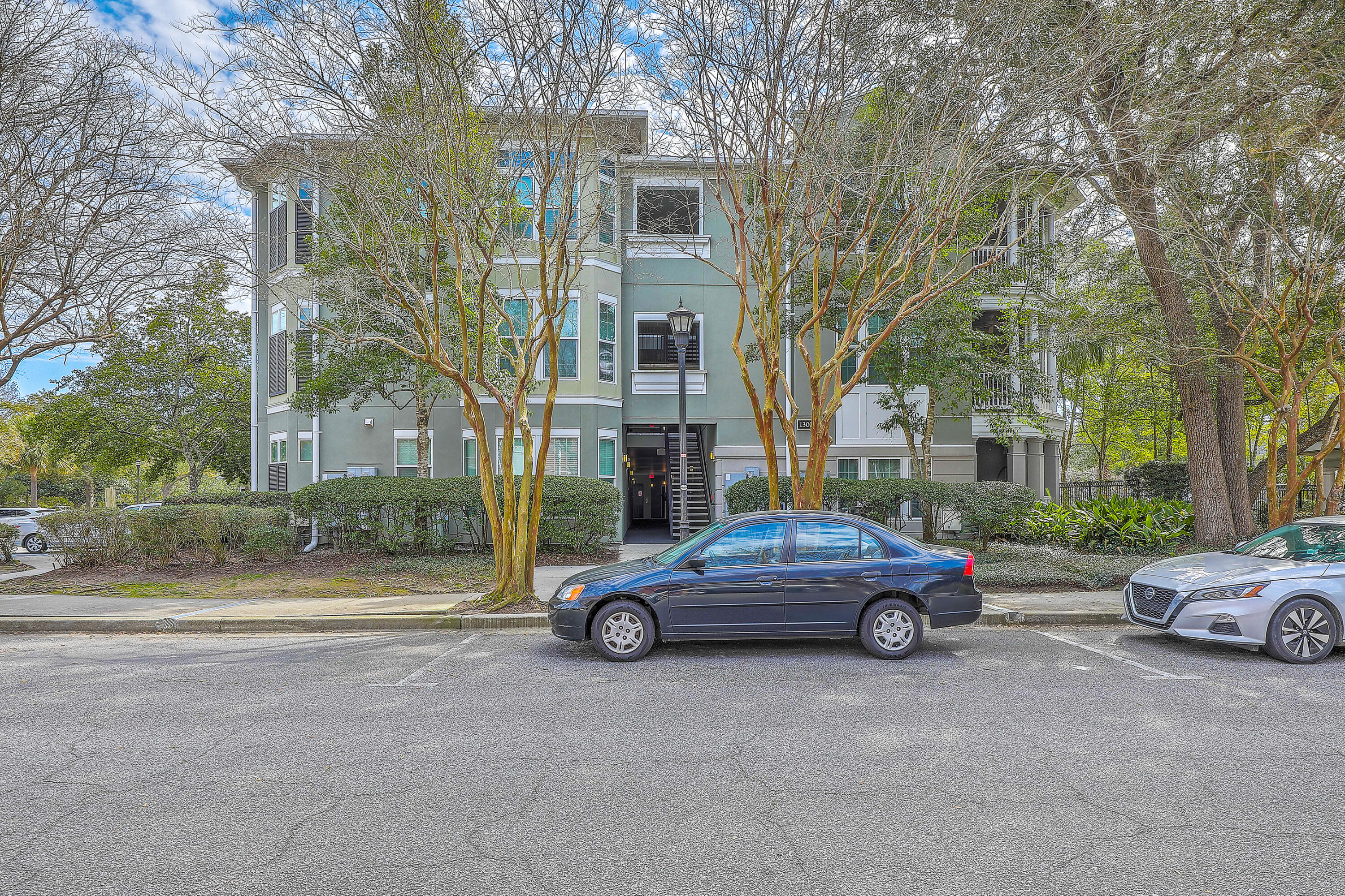 1321 Telfair Way