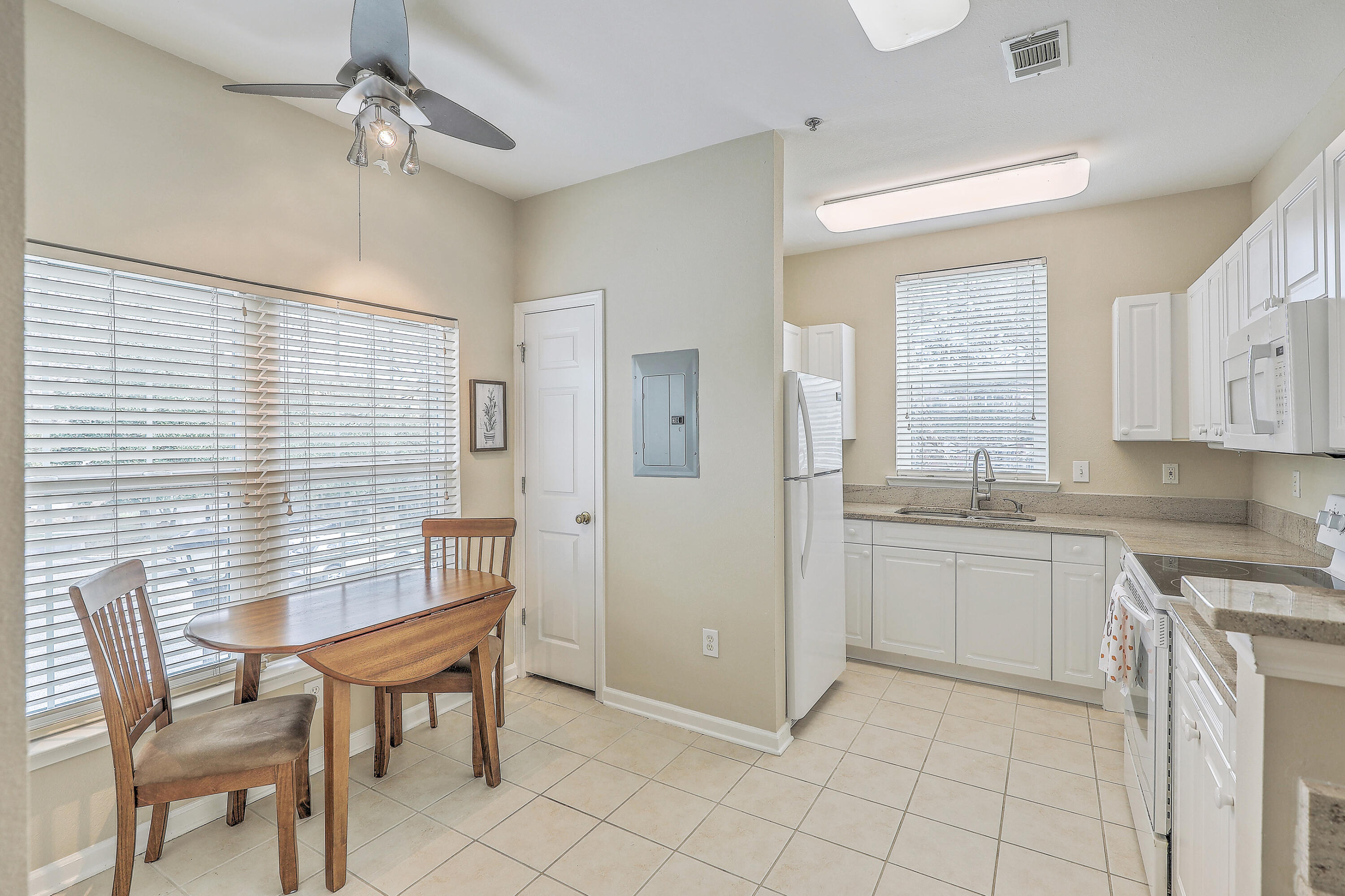 1321 Telfair Way