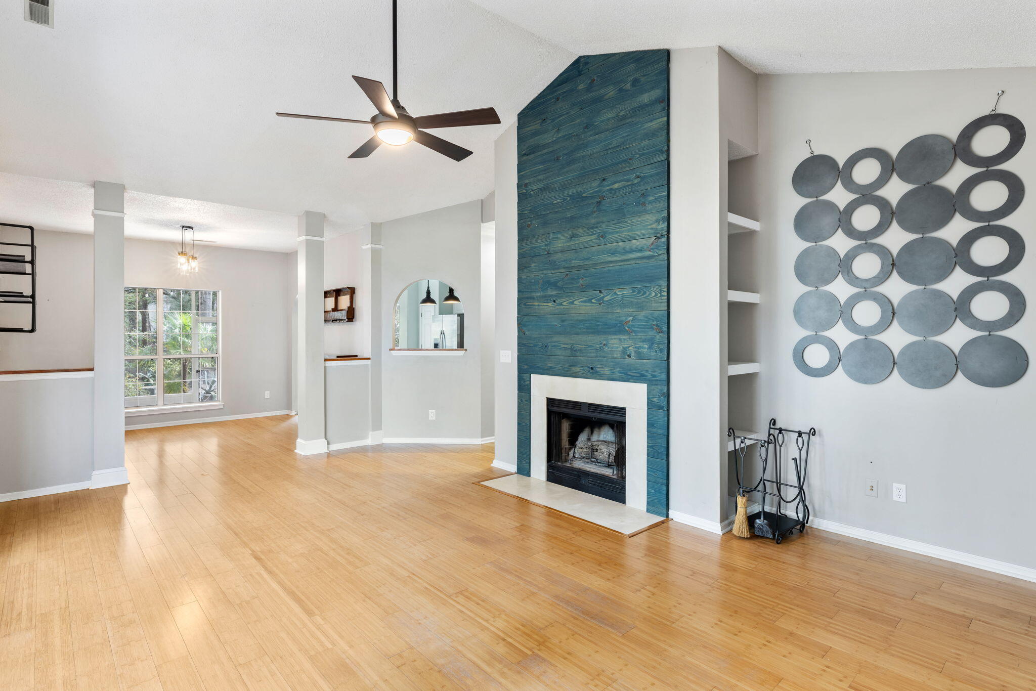 1595 Harborsun Drive
