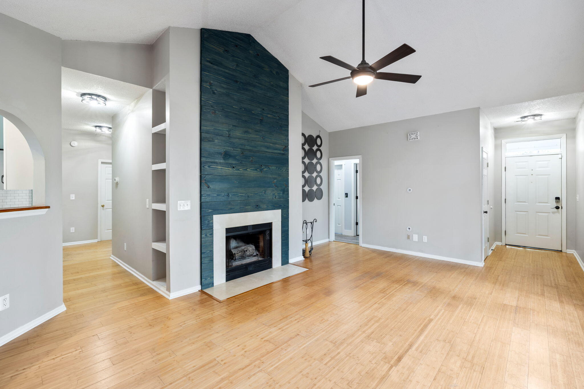 1595 Harborsun Drive