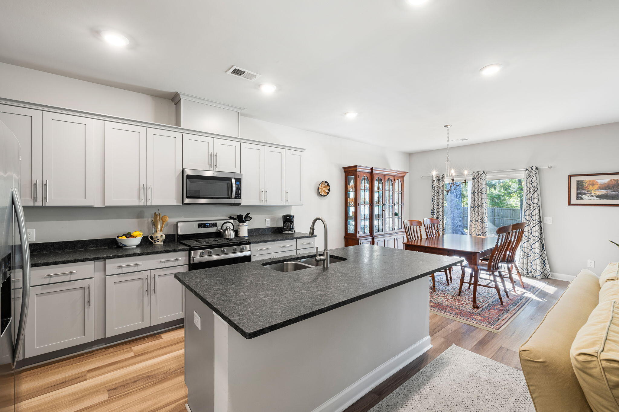 1411 Thin Pine Drive