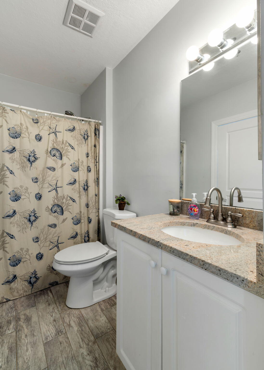1140 Ocean Boulevard # 201