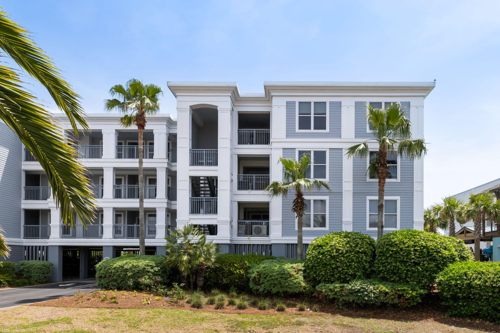 1140 Ocean Boulevard # 201