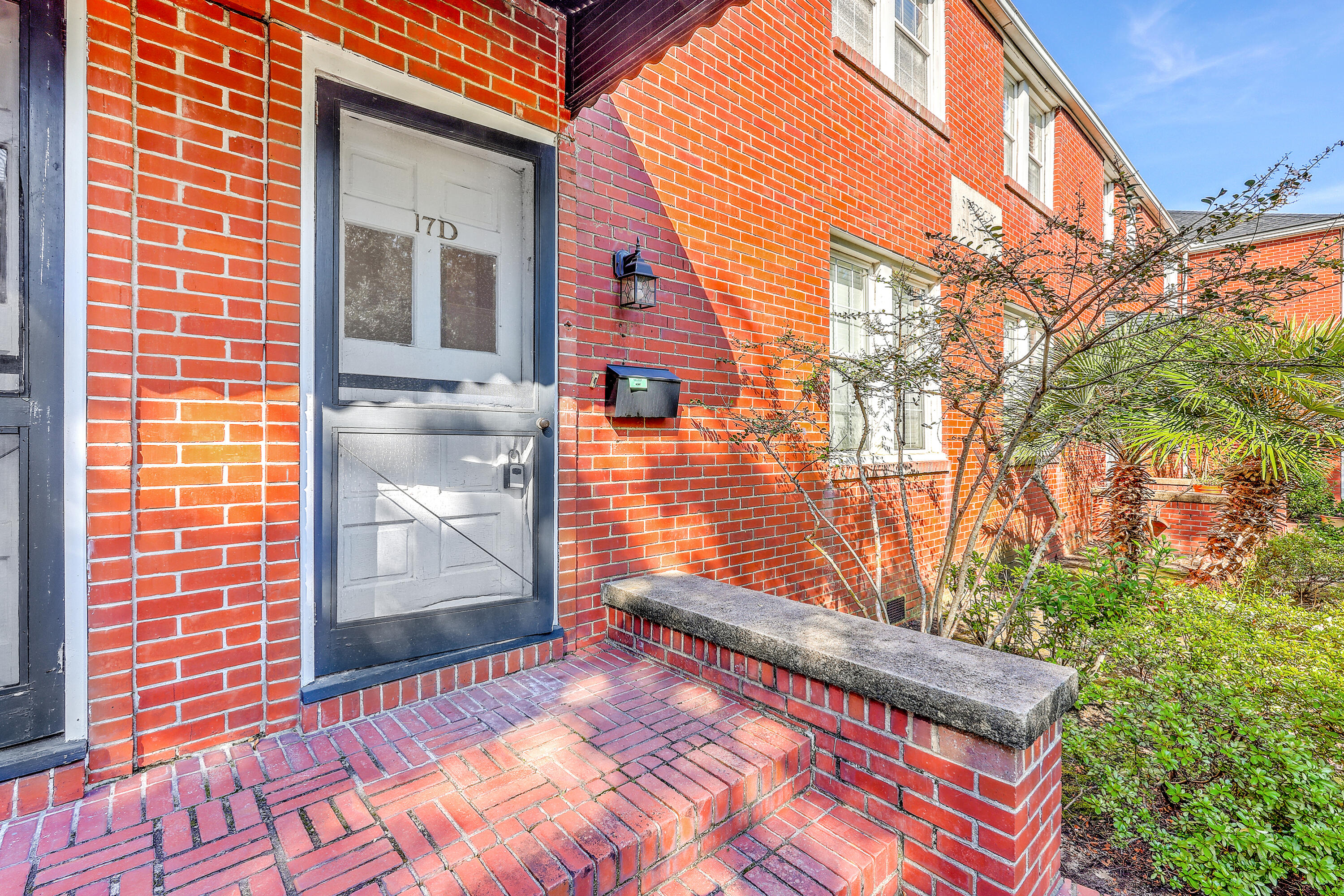 17 8th Avenue # D Unit: 17 D