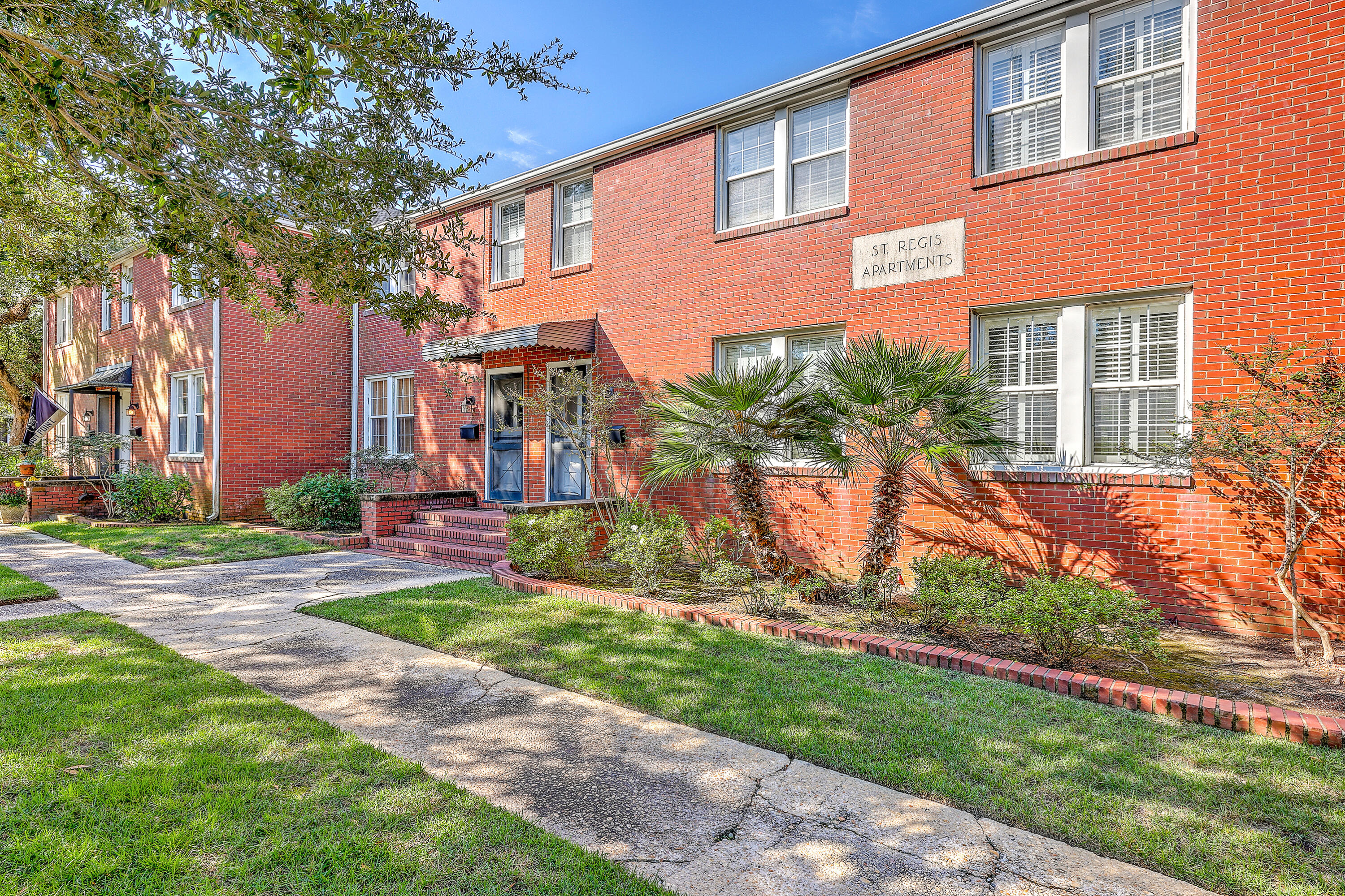 17 8th Avenue # D Unit: 17 D