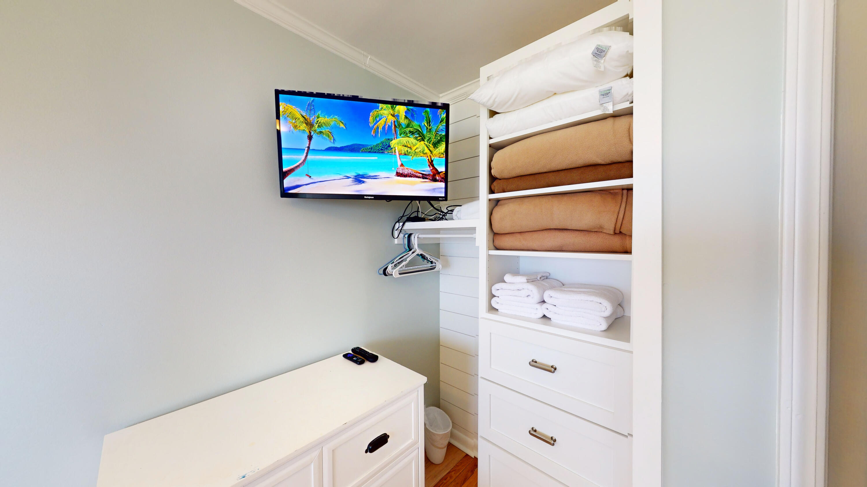 1300 Ocean Boulevard # 240, Isle of Palms Unit: 240