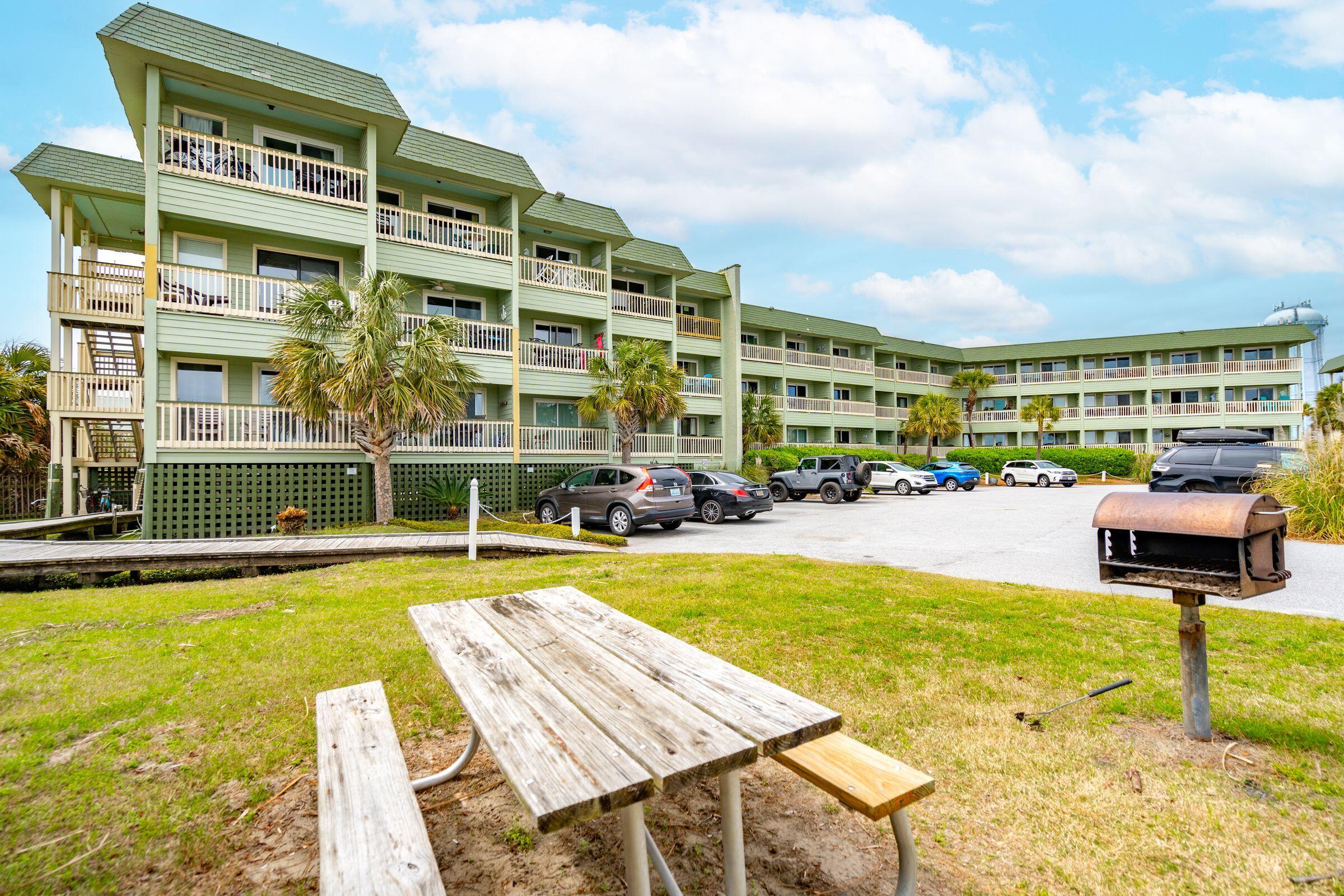 1300 Ocean Boulevard # 240, Isle of Palms Unit: 240