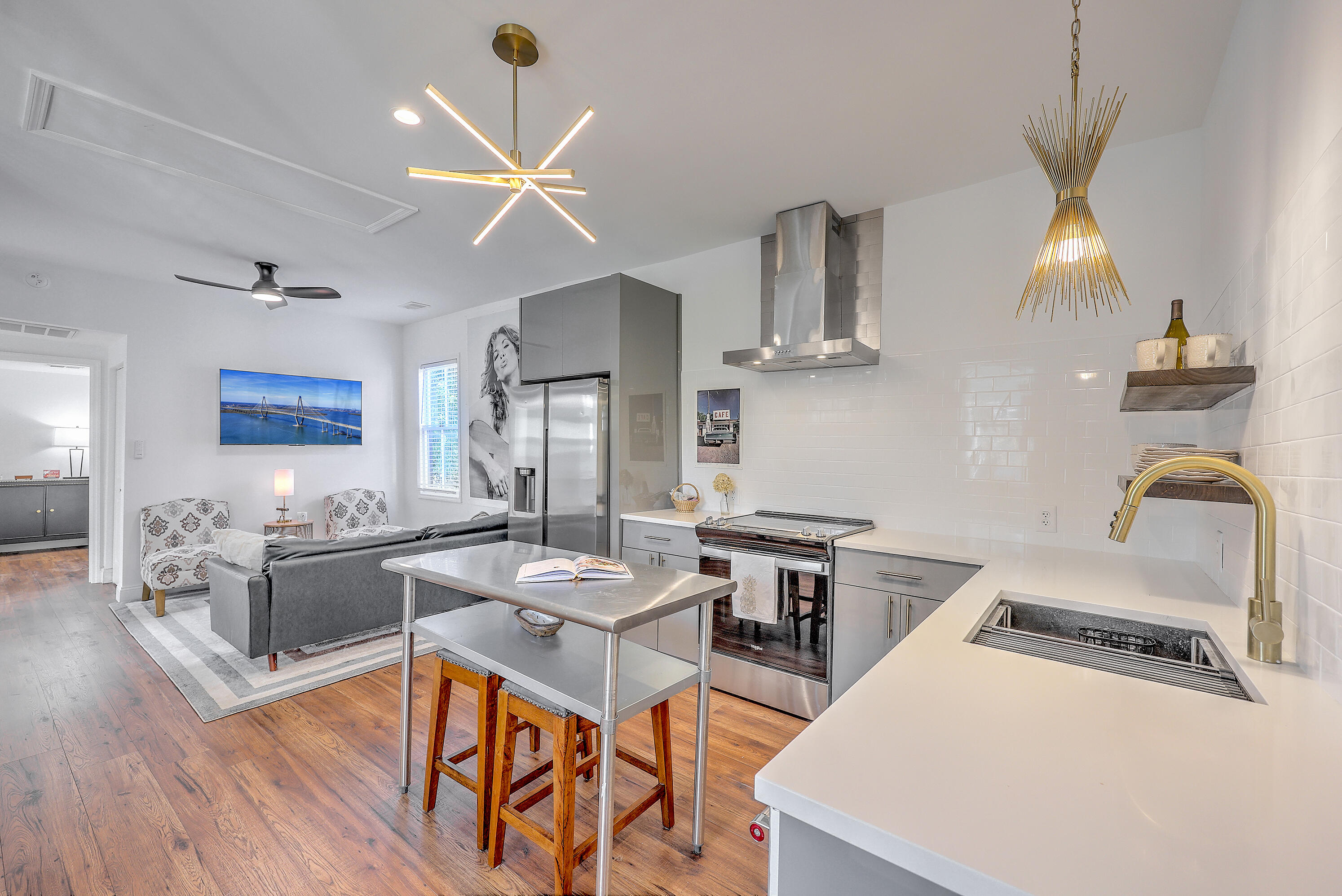 19 America Street # B Unit: A And B