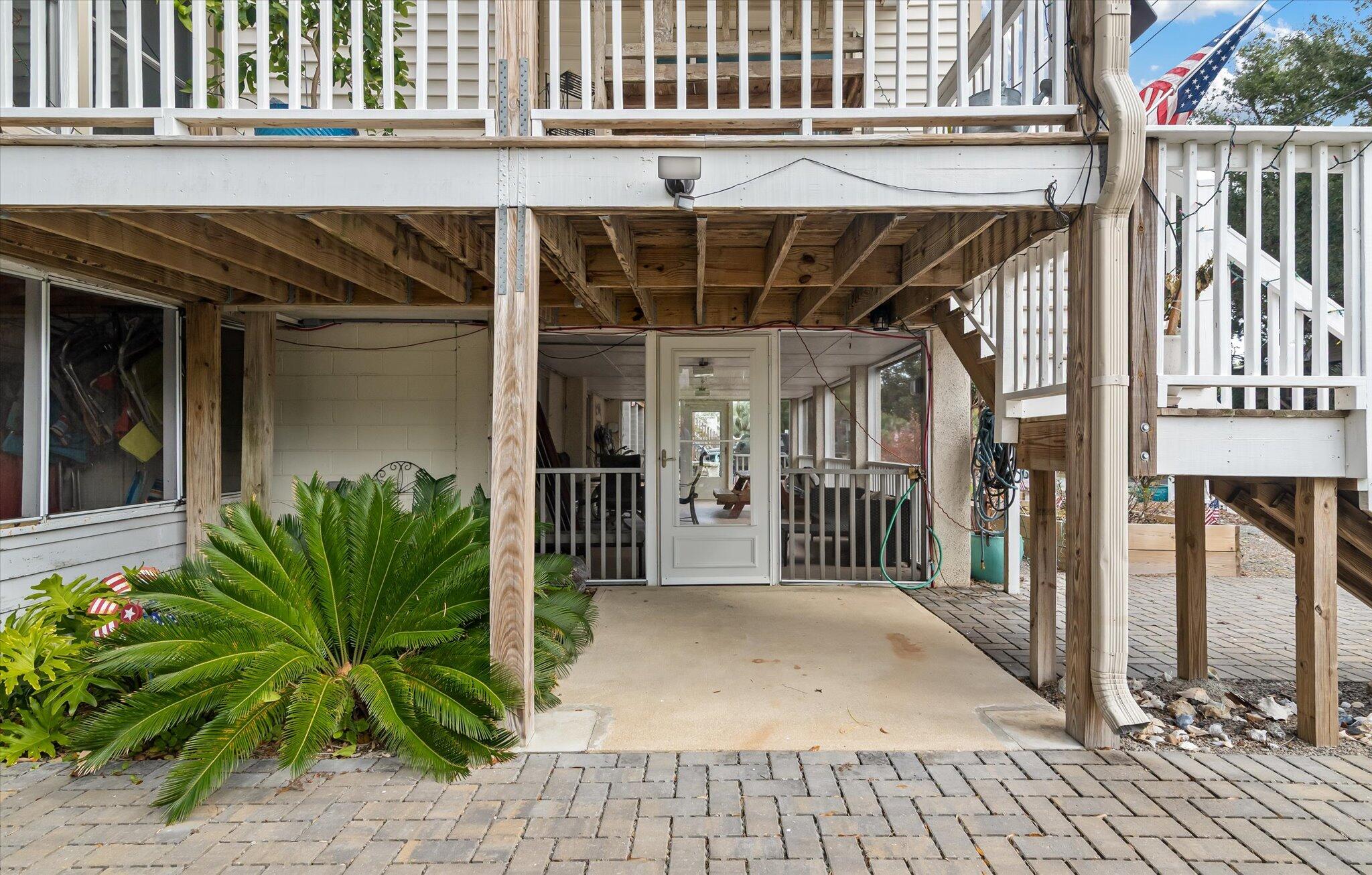 2403 Cameron Boulevard