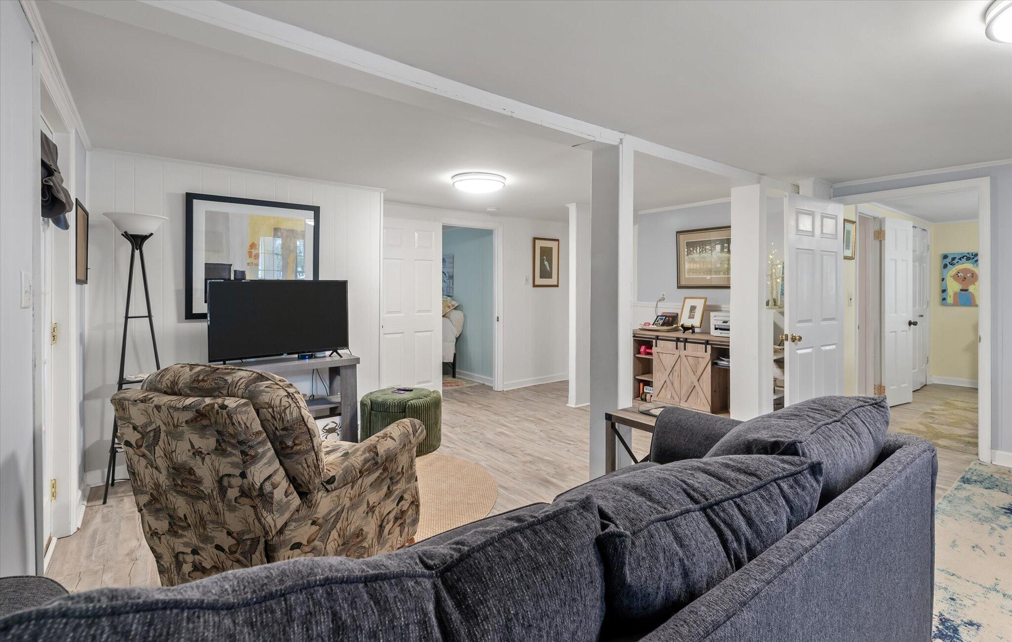 2403 Cameron Boulevard