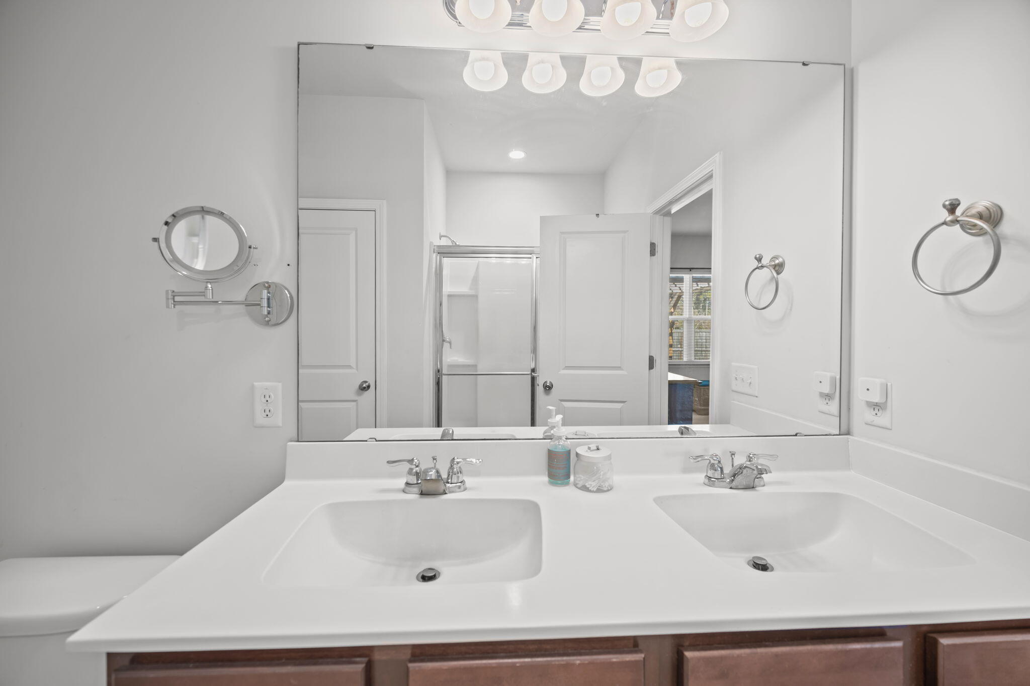 3050 Vincent Astor Drive