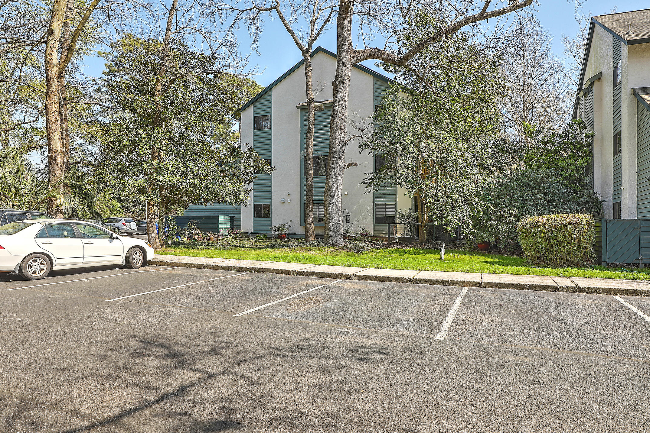 1151 Shadow Lake Circle # L