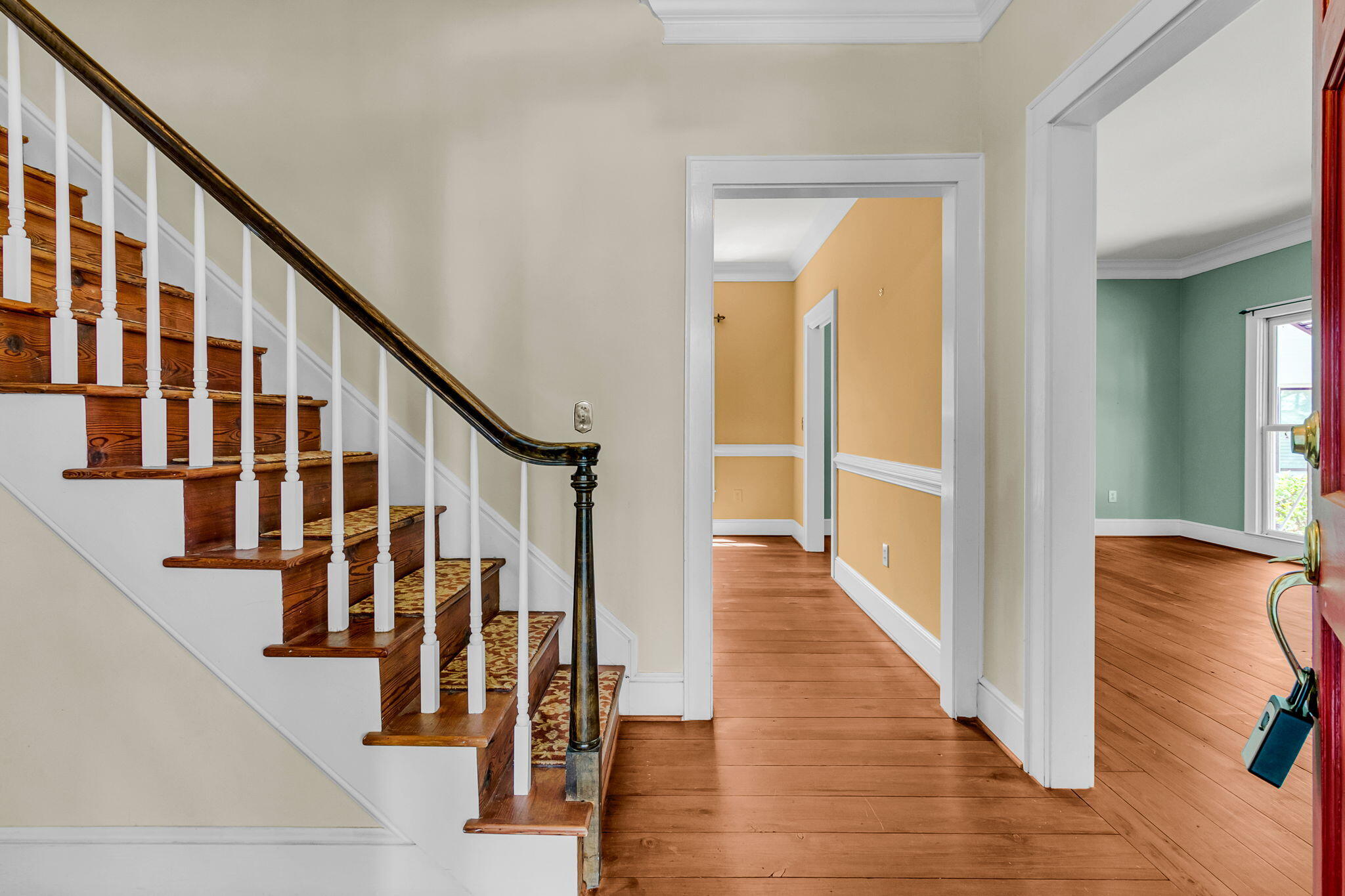 594 Heron Pointe Boulevard